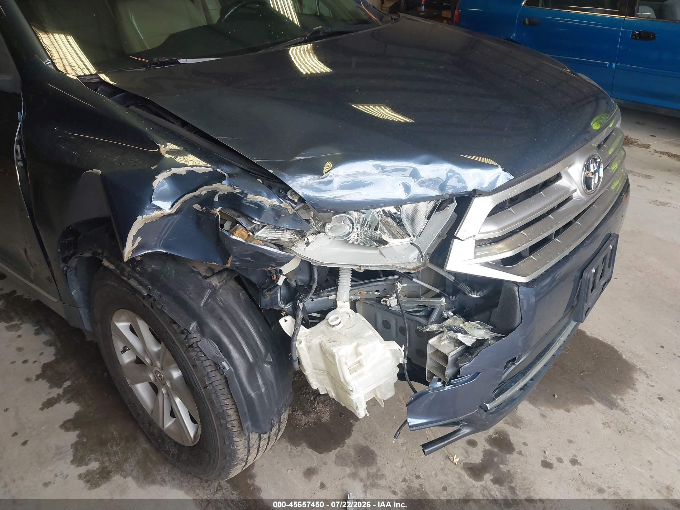 2013 Toyota Highlander Se V6 Blue vin: 5TDBK3EH8DS191155