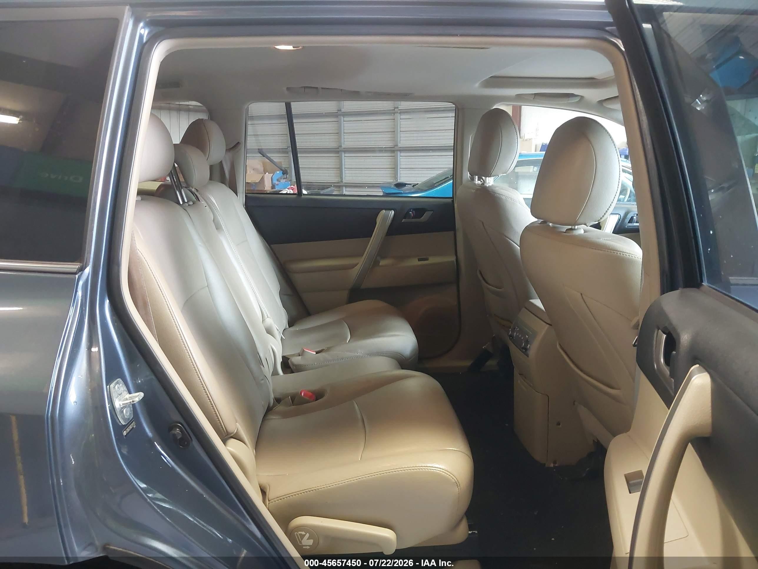 2013 Toyota Highlander Se V6 Blue vin: 5TDBK3EH8DS191155