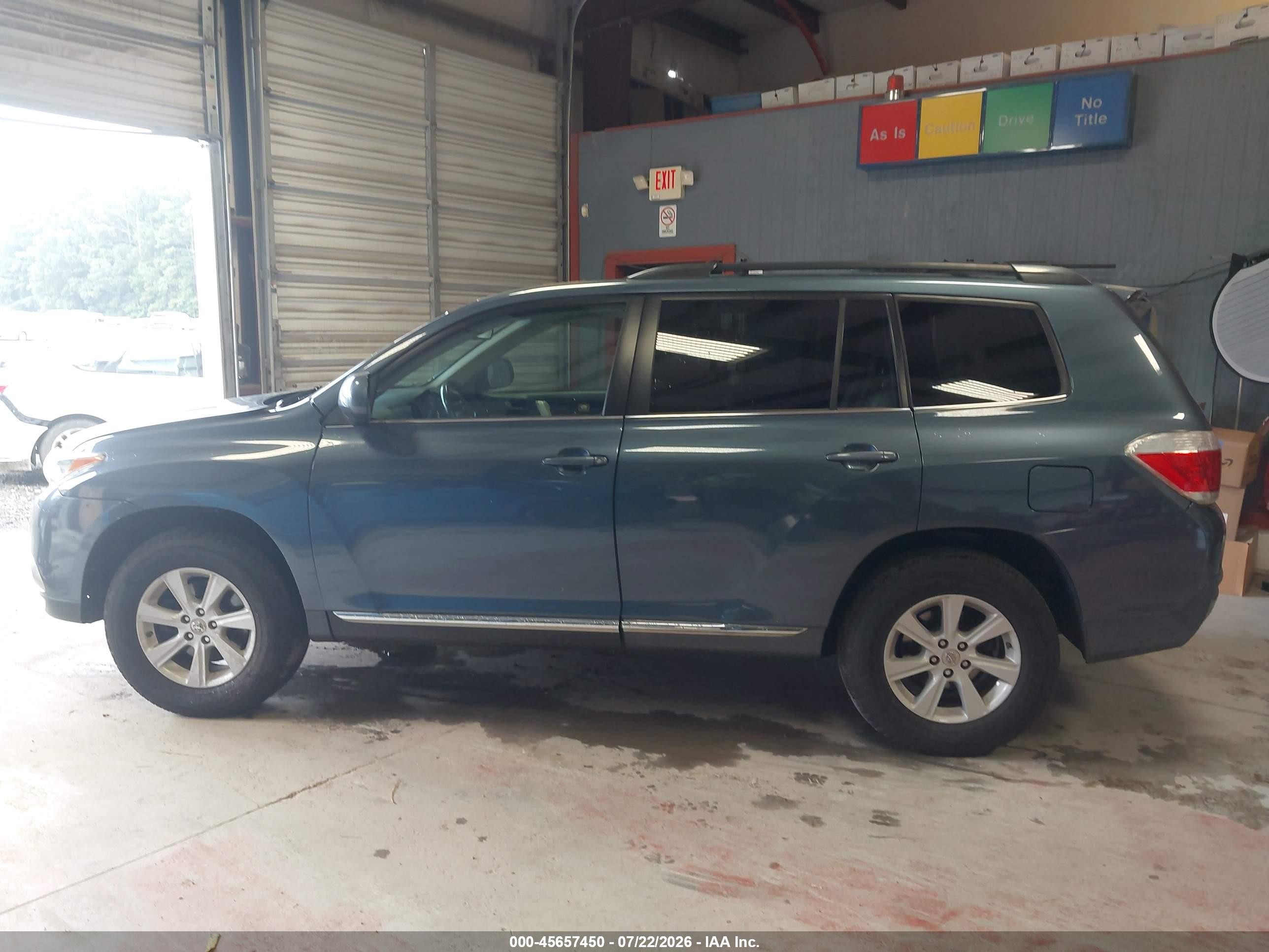 2013 Toyota Highlander Se V6 Blue vin: 5TDBK3EH8DS191155