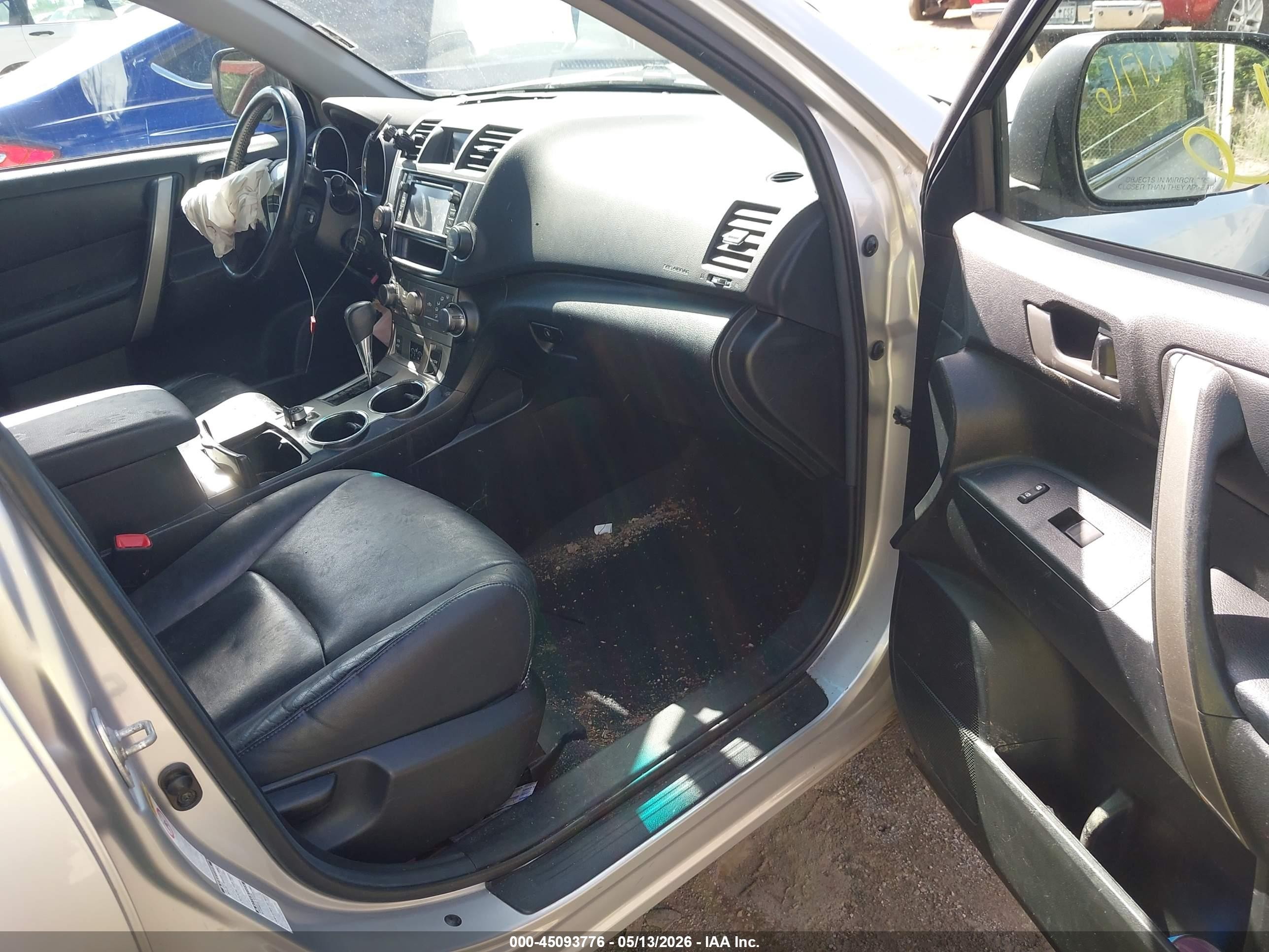 2013 Toyota Highlander Se V6 Серебряный vin: 5TDBK3EH8DS198400