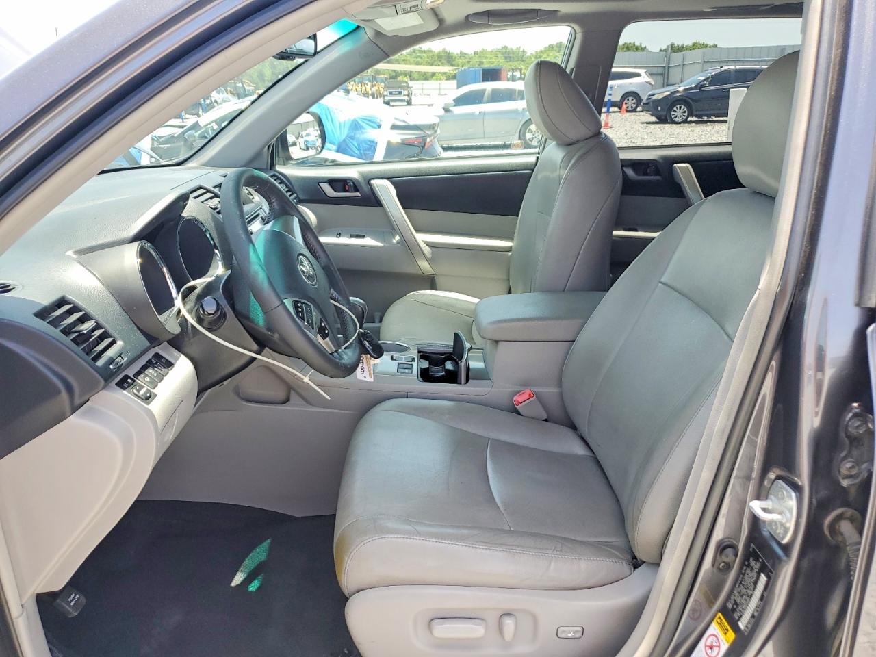 2013 Toyota Highlander Se Gray vin: 5TDBK3EH8DS208245