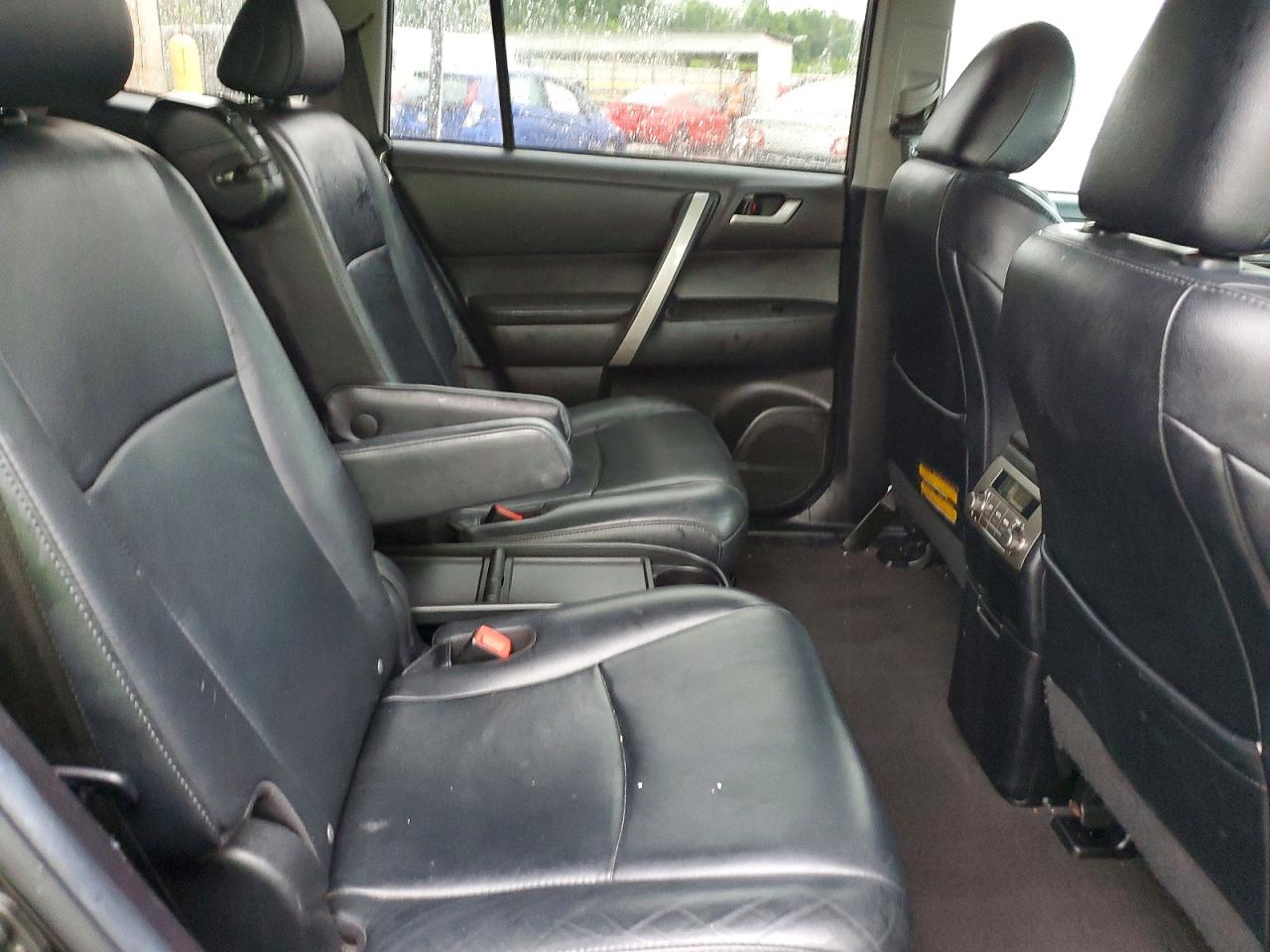 2013 Toyota Highlander Base Black vin: 5TDBK3EH8DS251113