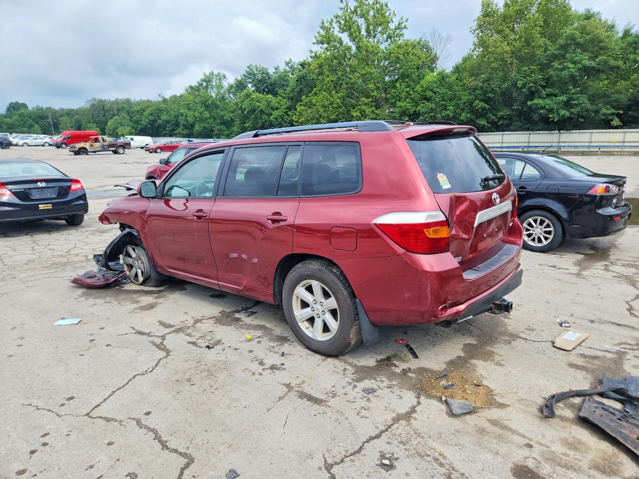 2010 Toyota Highlander Base Burgundy vin: 5TDBK3EH9AS004999