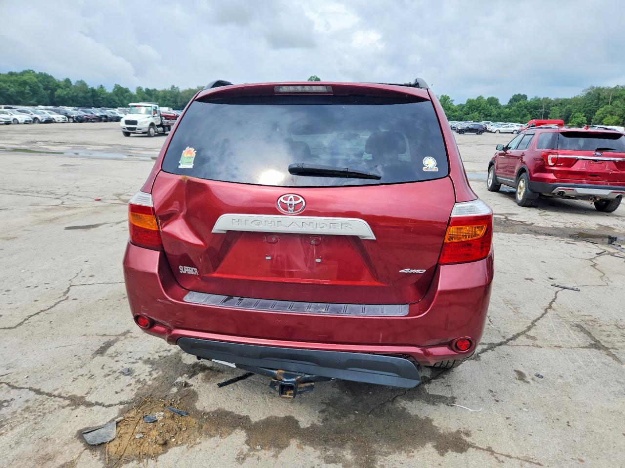 2010 Toyota Highlander Base Burgundy vin: 5TDBK3EH9AS004999