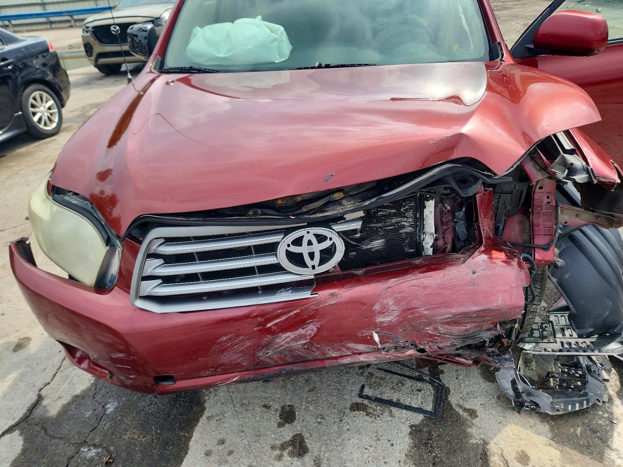 2010 Toyota Highlander Base Burgundy vin: 5TDBK3EH9AS004999