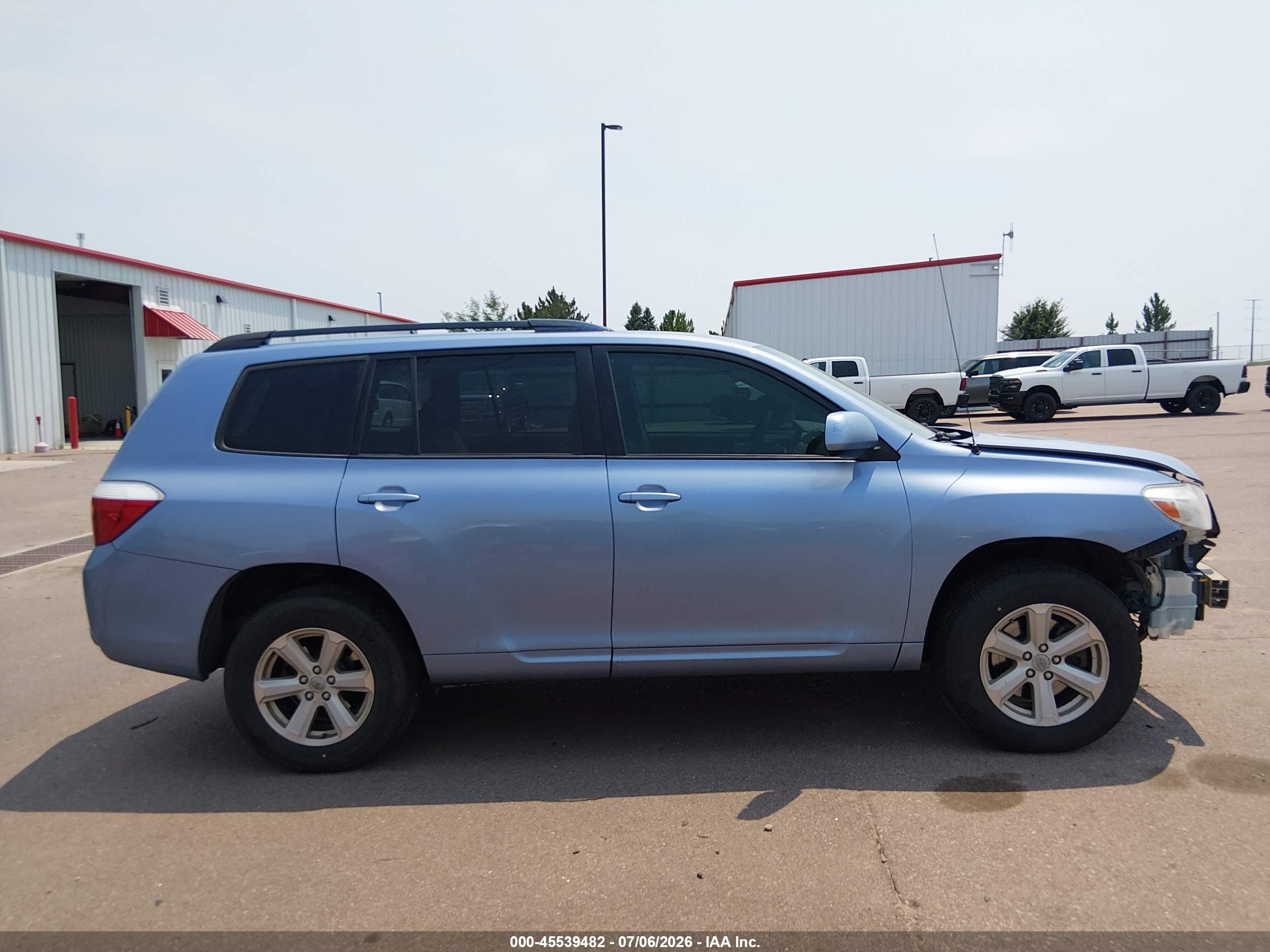 2010 Toyota Highlander Base V6 Синий vin: 5TDBK3EH9AS011628