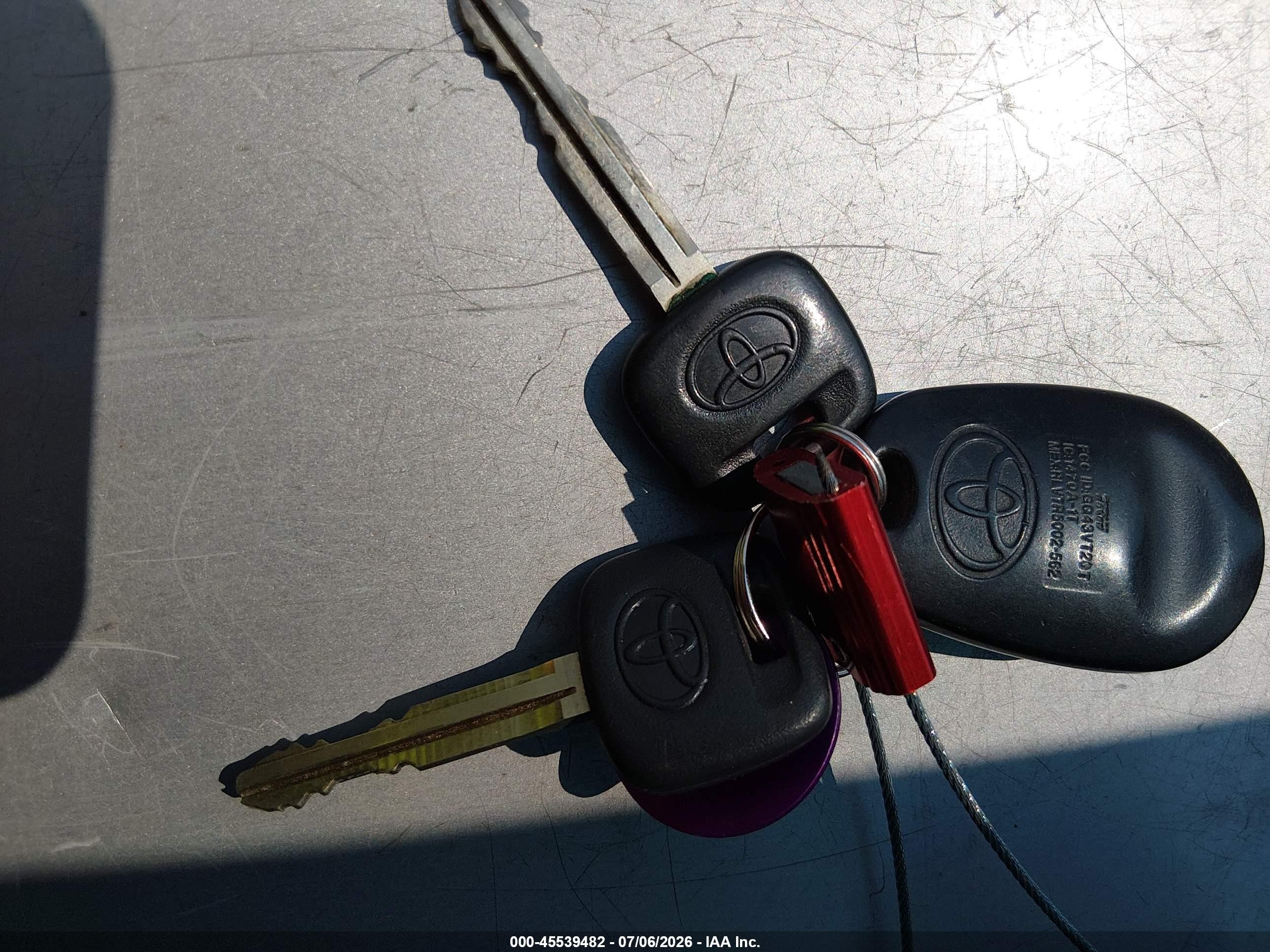 2010 Toyota Highlander Base V6 Синий vin: 5TDBK3EH9AS011628