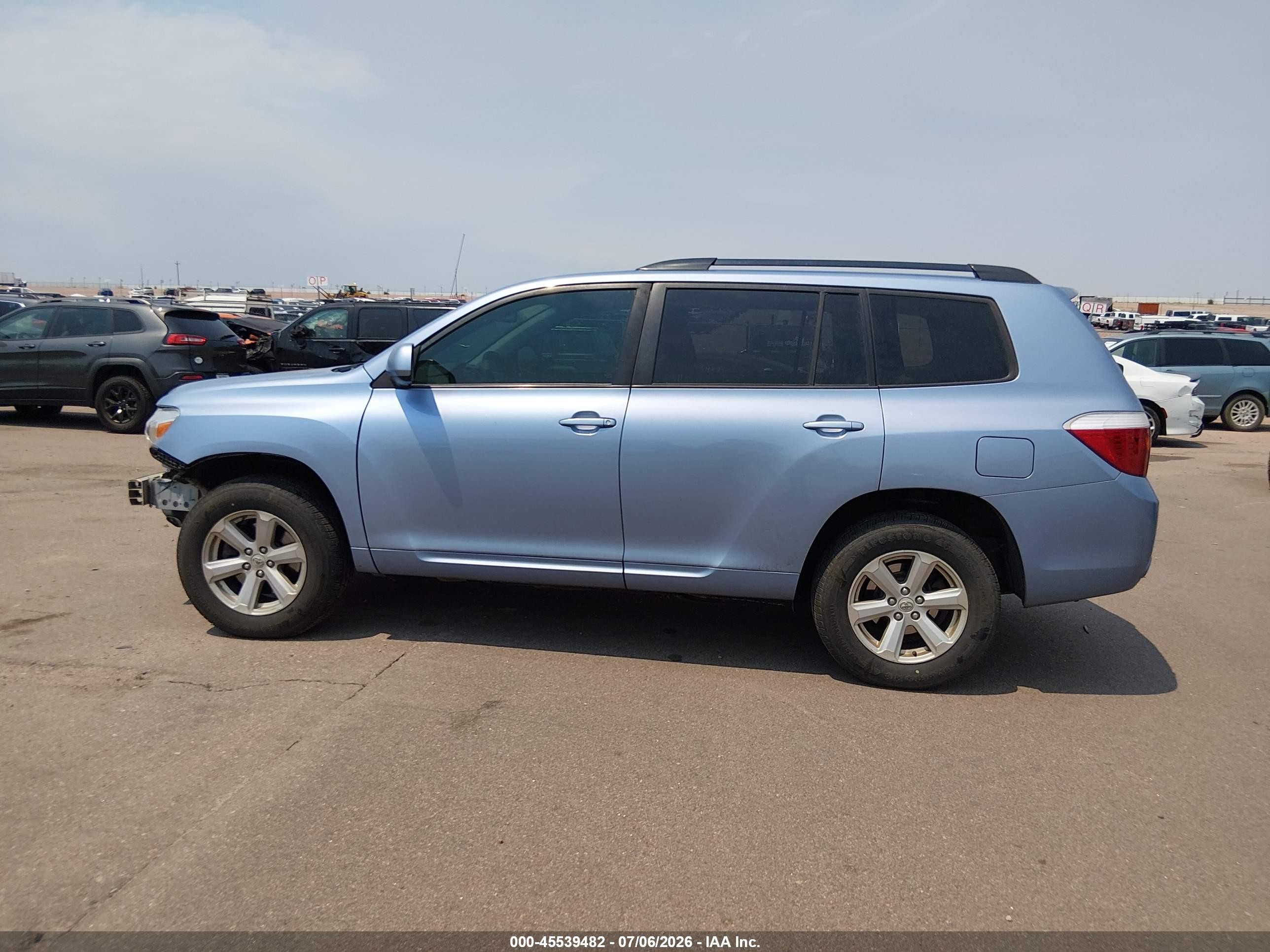 2010 Toyota Highlander Base V6 Синий vin: 5TDBK3EH9AS011628