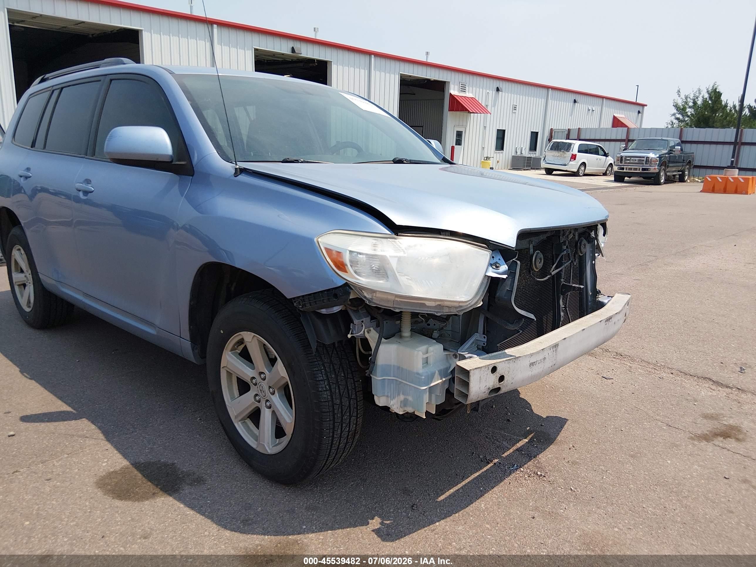 2010 Toyota Highlander Base V6 Синий vin: 5TDBK3EH9AS011628