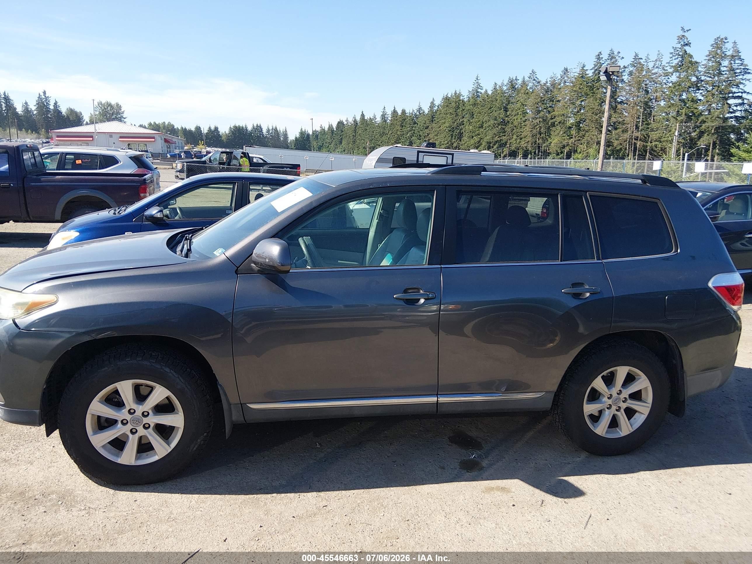 2011 Toyota Highlander Se V6 Серый vin: 5TDBK3EH9BS073905