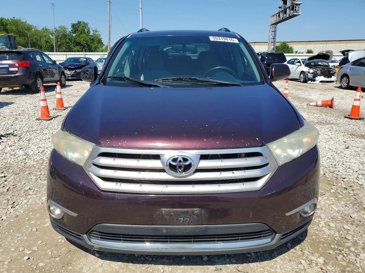 2011 Toyota Highlander Base Maroon vin: 5TDBK3EH9BS088985