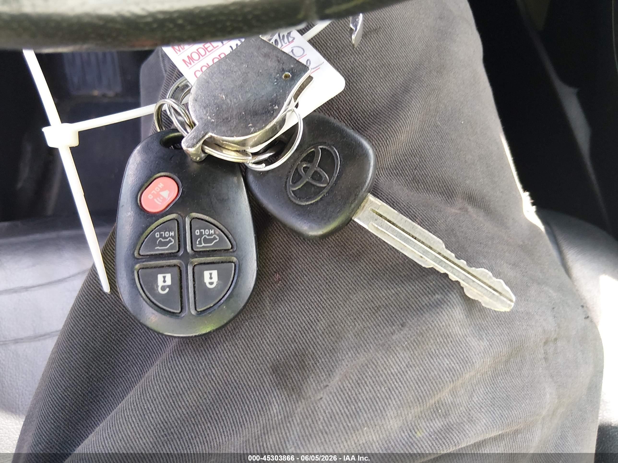 2012 Toyota Highlander Se V6 Белый vin: 5TDBK3EH9CS103650