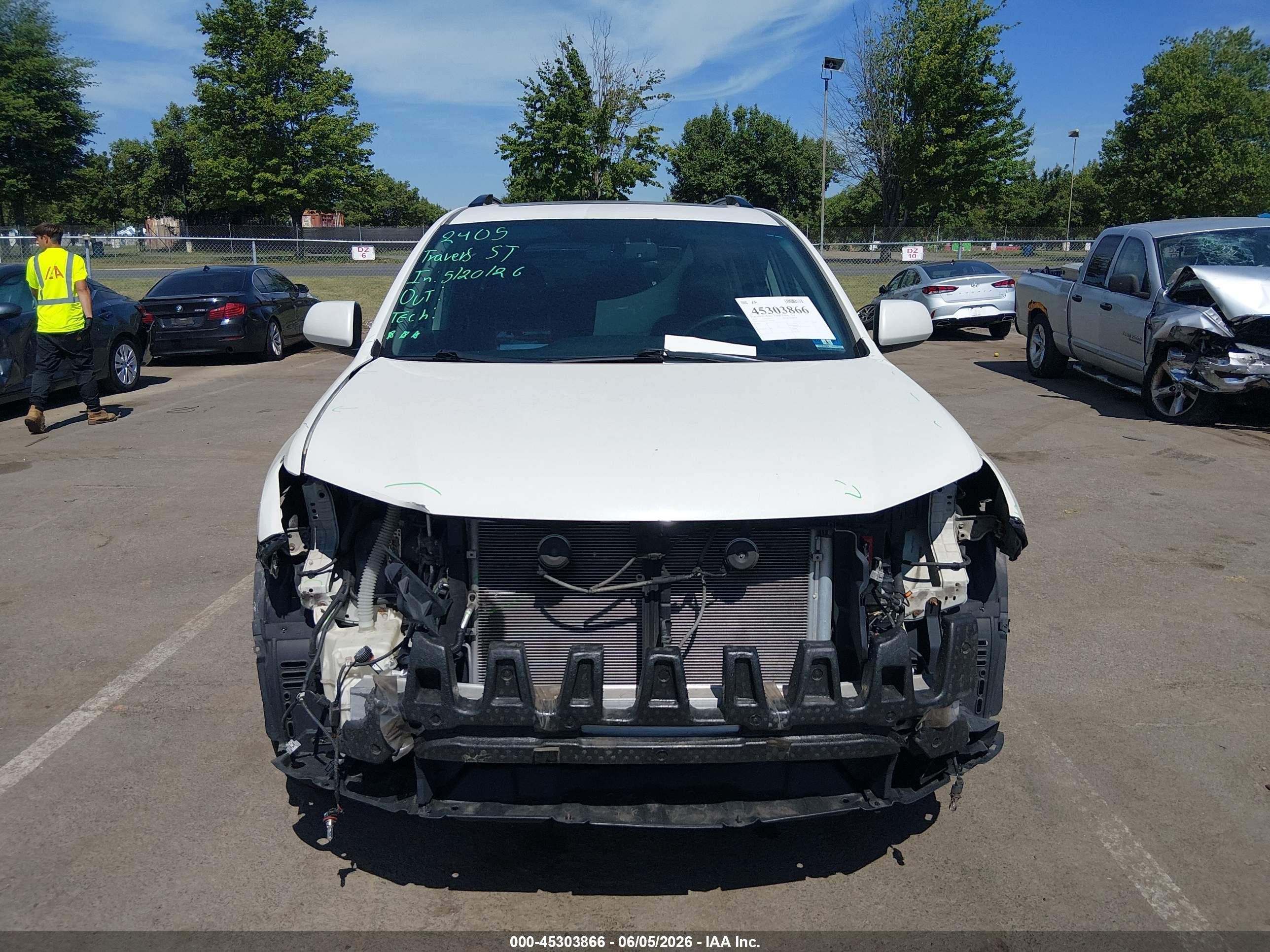 2012 Toyota Highlander Se V6 Белый vin: 5TDBK3EH9CS103650