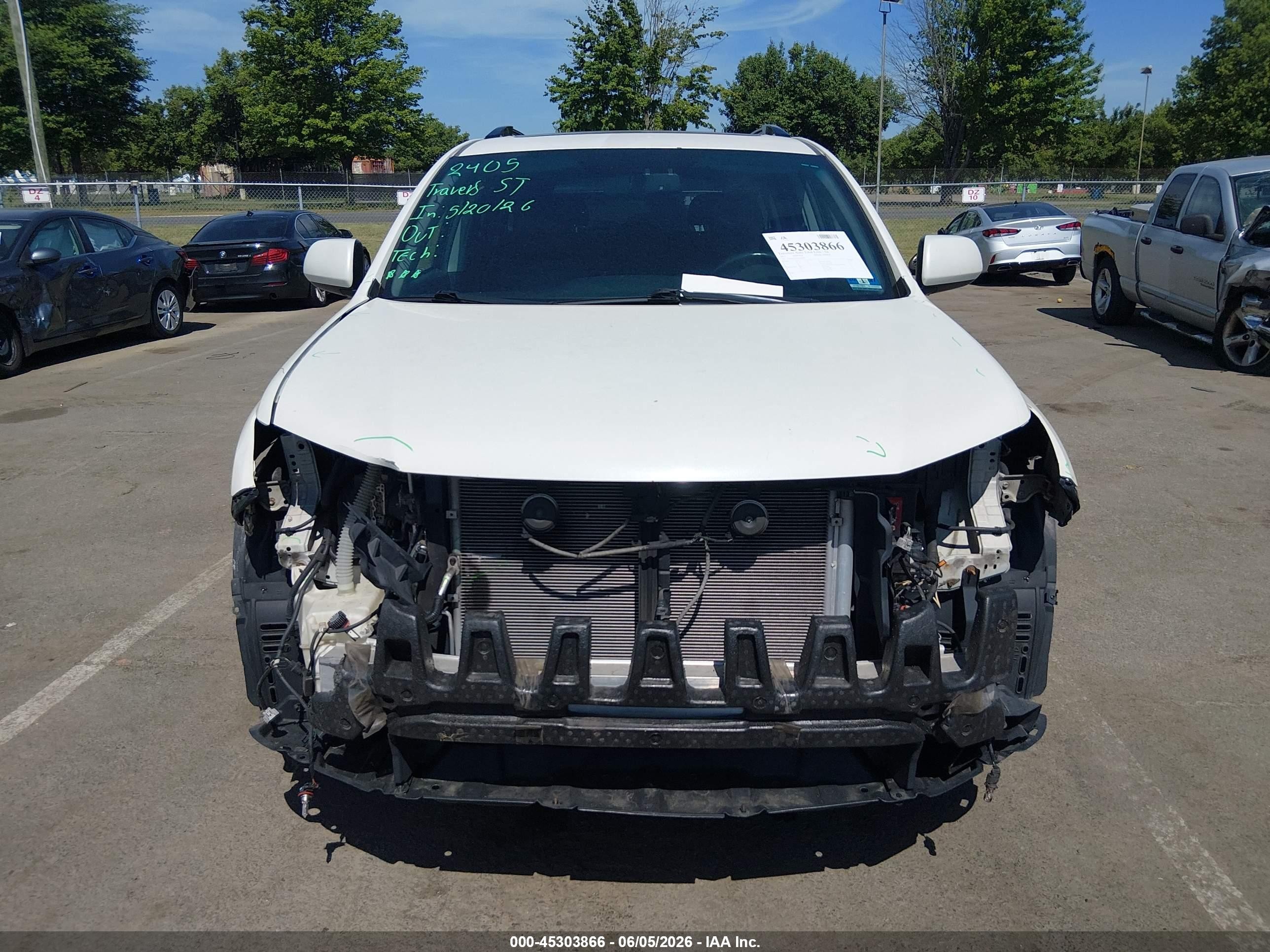 2012 Toyota Highlander Se V6 Белый vin: 5TDBK3EH9CS103650