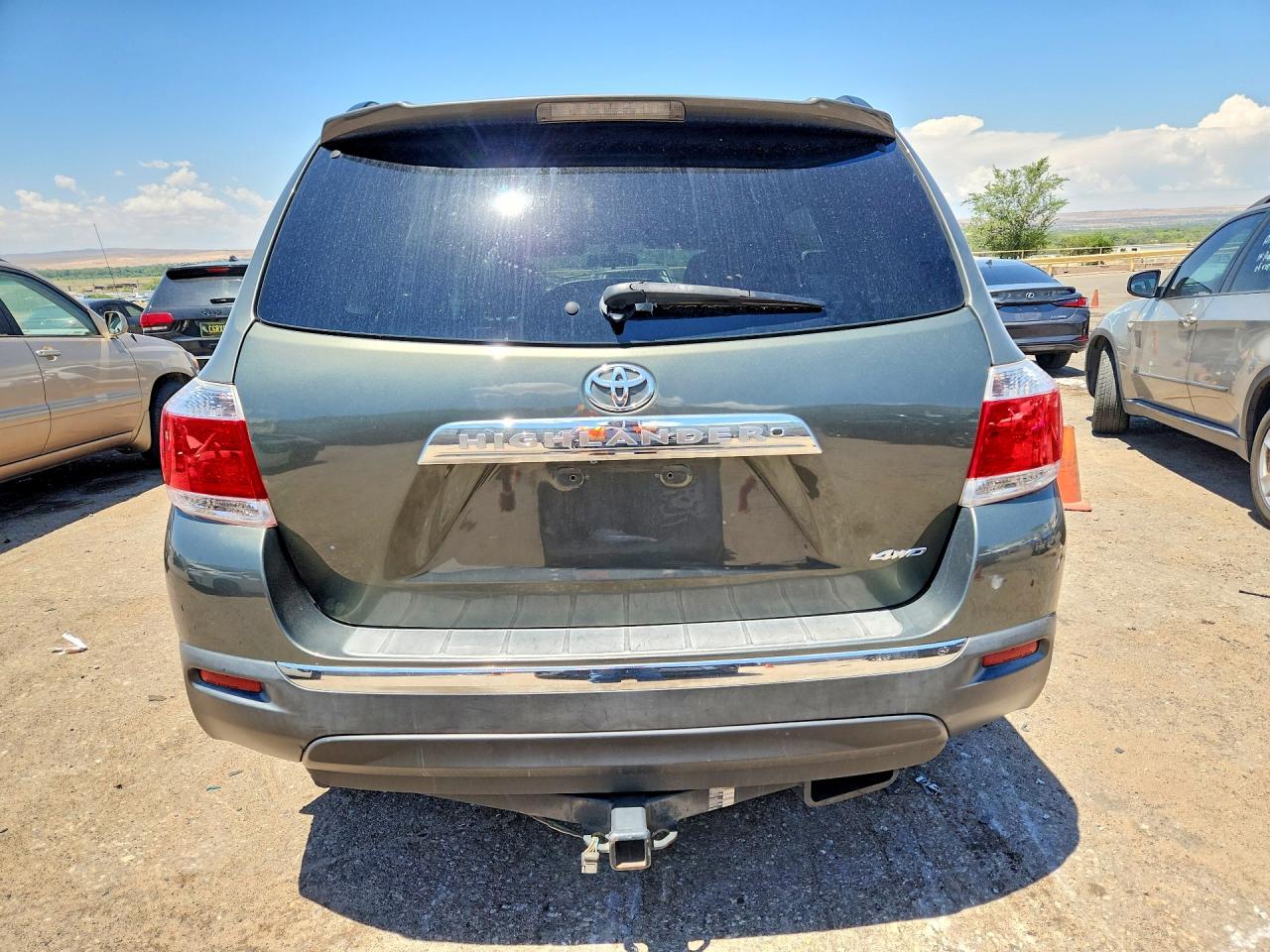 2012 Toyota Highlander Base Green vin: 5TDBK3EH9CS104281