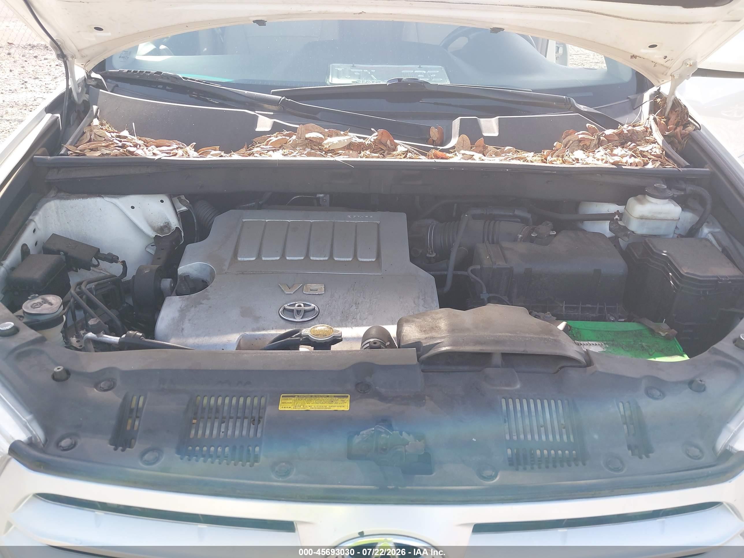 2012 Toyota Highlander Base V6/se V6 White vin: 5TDBK3EH9CS111764