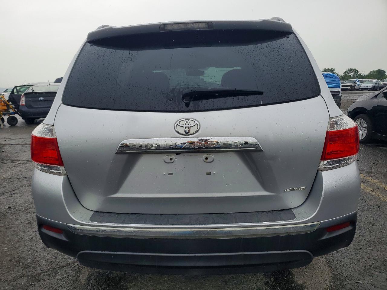 2013 Toyota Highlander Se Silver vin: 5TDBK3EH9DS199068