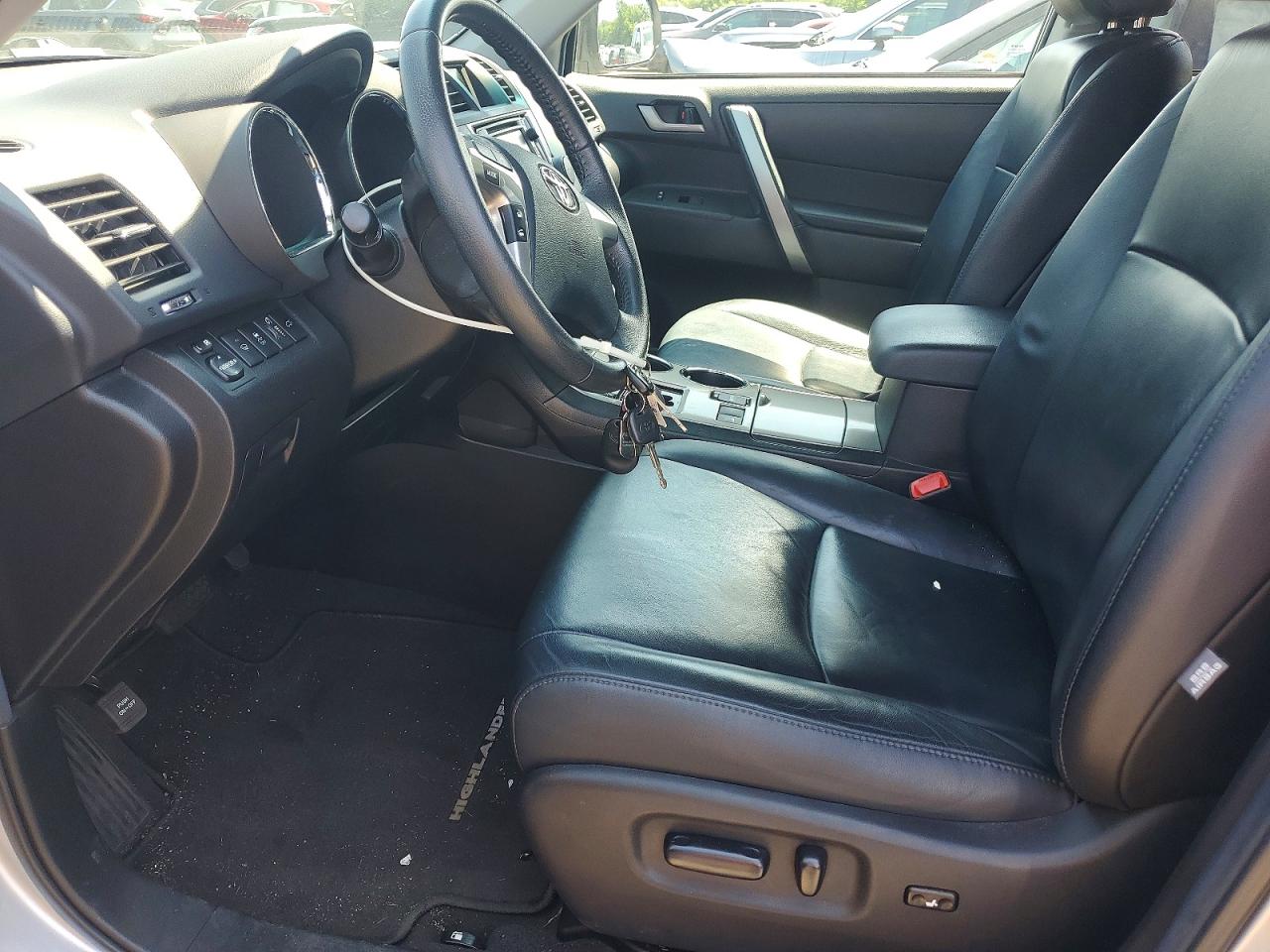 2013 Toyota Highlander Se Silver vin: 5TDBK3EH9DS205287