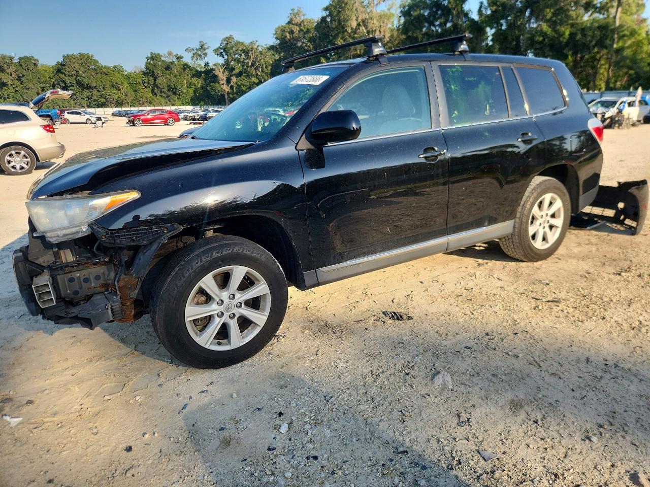 2013 Toyota Highlander Base Black vin: 5TDBK3EH9DS221635