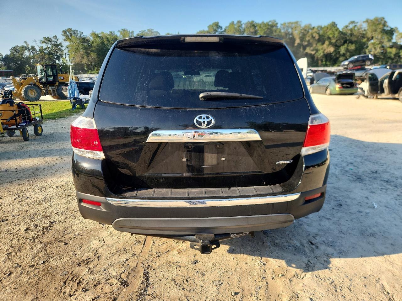 2013 Toyota Highlander Base Black vin: 5TDBK3EH9DS221635