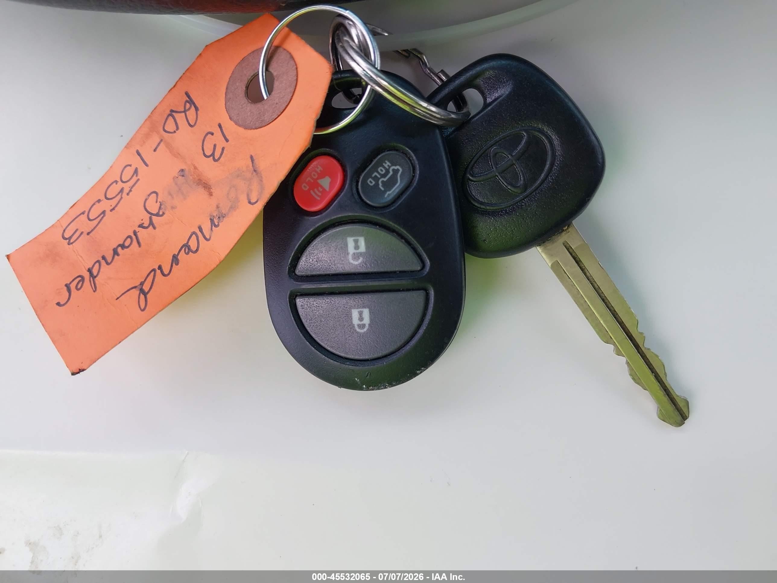 2013 Toyota Highlander Base Plus V6 Серый vin: 5TDBK3EH9DS223854