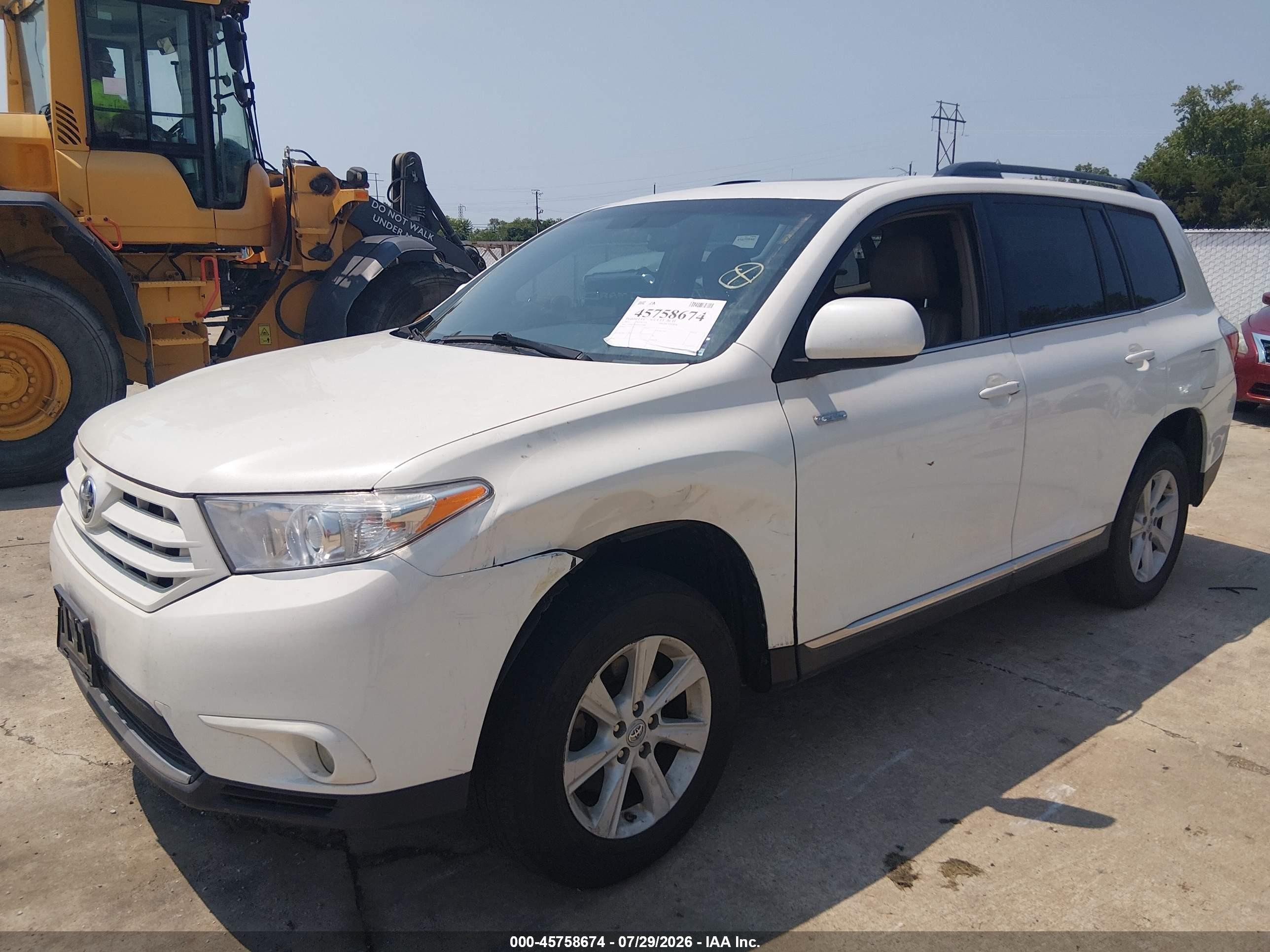 2013 Toyota Highlander Se V6 White vin: 5TDBK3EH9DS226088