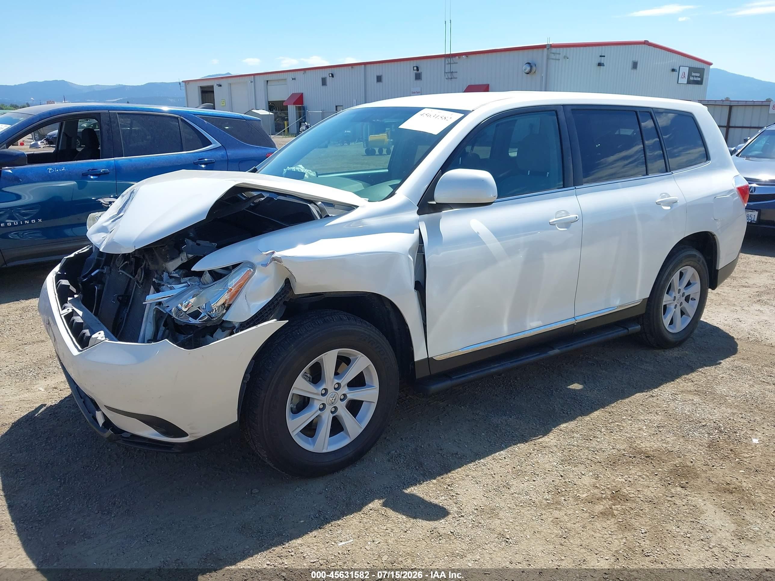 2013 Toyota Highlander Base V6 Silver vin: 5TDBK3EH9DS234109