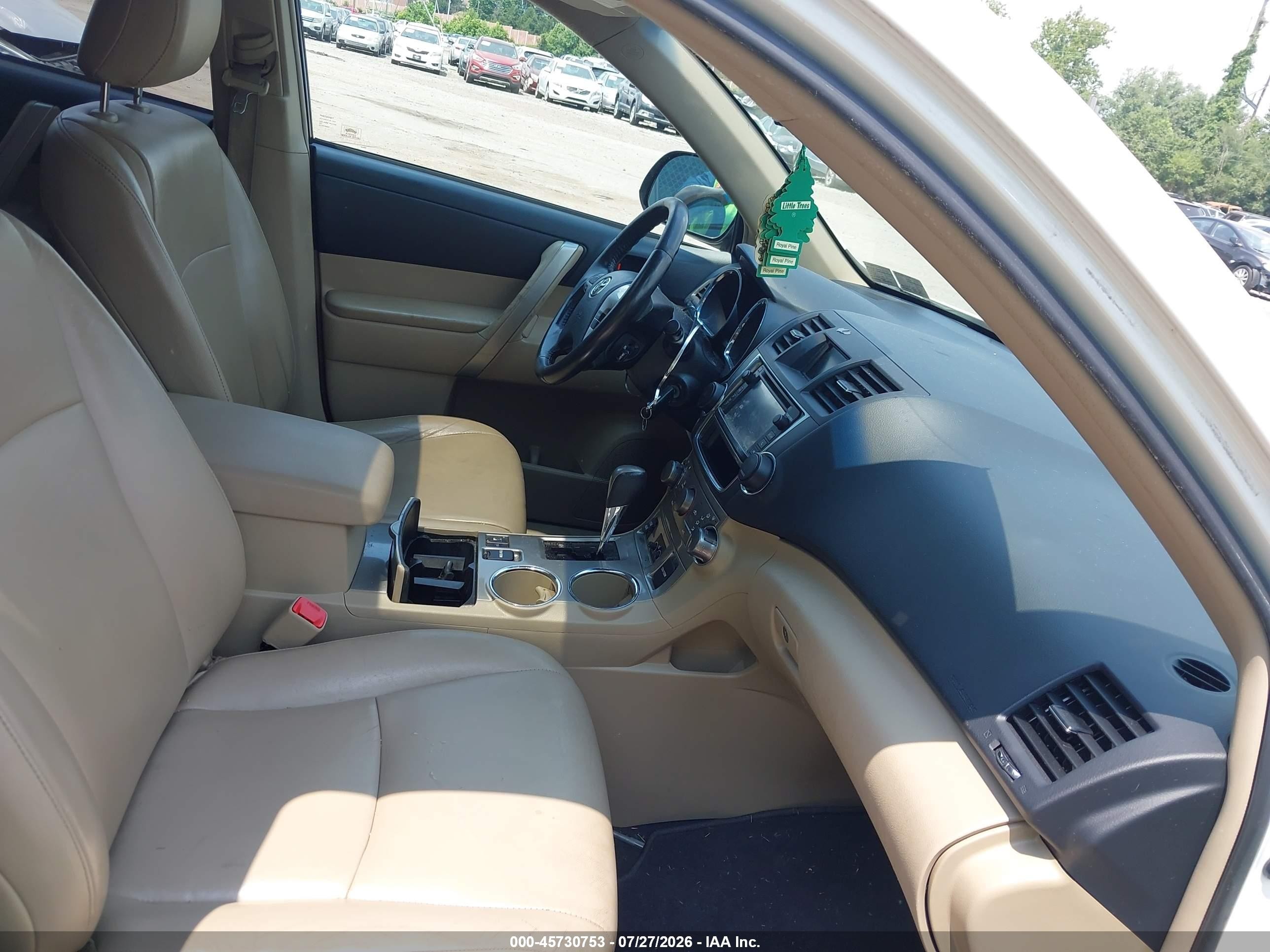 2013 Toyota Highlander Se V6 White vin: 5TDBK3EH9DS275548