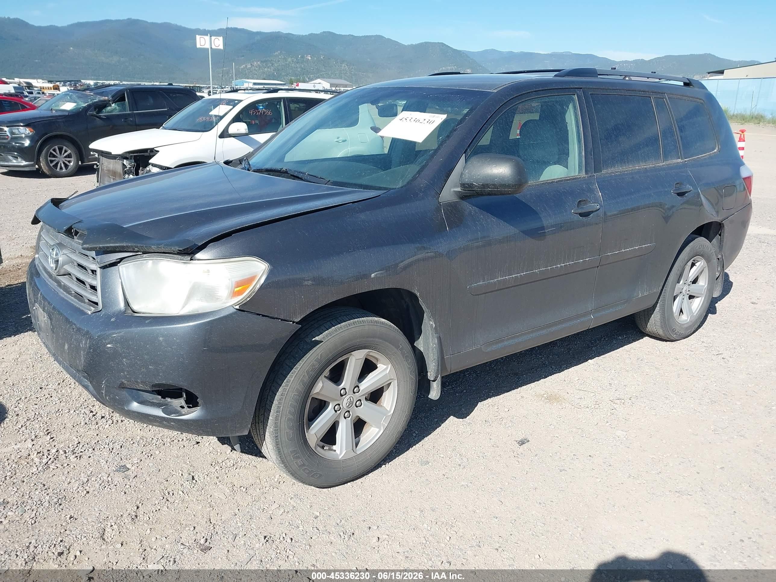 2010 Toyota Highlander Base V6 Gray vin: 5TDBK3EHXAS002534
