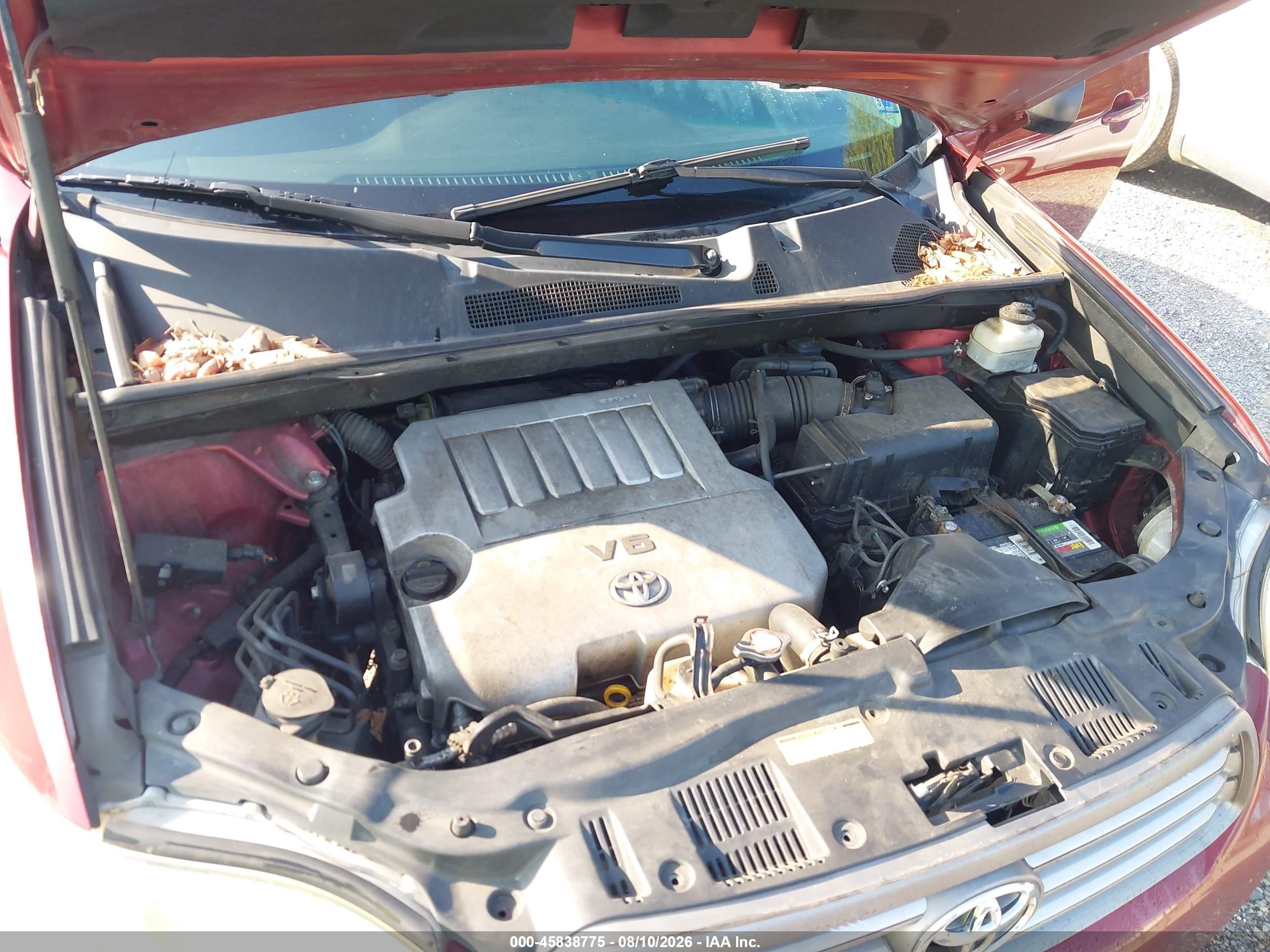 2010 Toyota Highlander Base V6 Красный vin: 5TDBK3EHXAS017227
