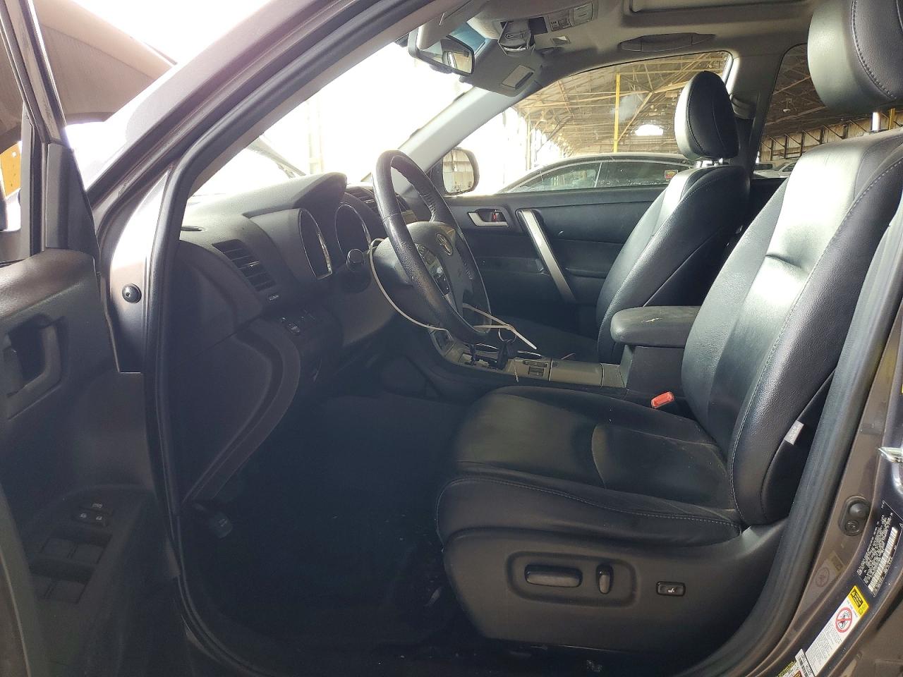 2011 Toyota Highlander Se Угольный vin: 5TDBK3EHXBS053808