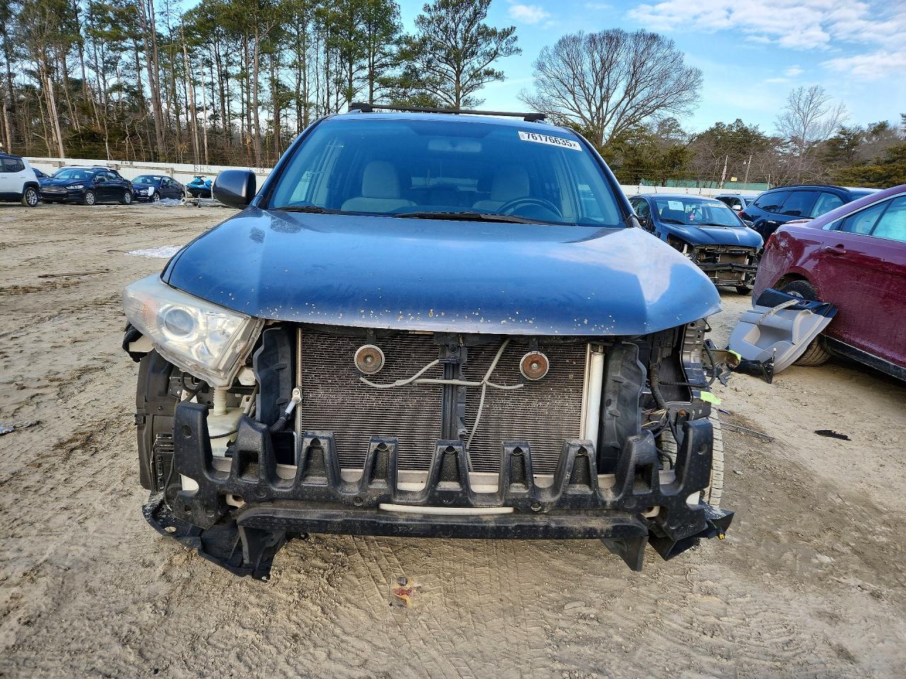2011 Toyota Highlander Base Gray vin: 5TDBK3EHXBS082130