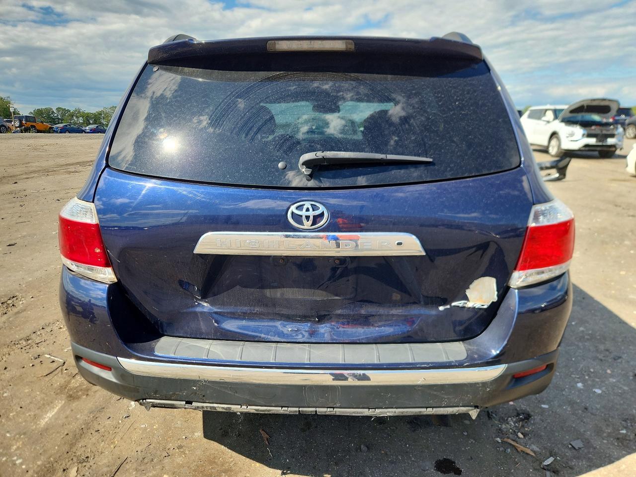 2012 Toyota Highlander Se Blue vin: 5TDBK3EHXCS100515
