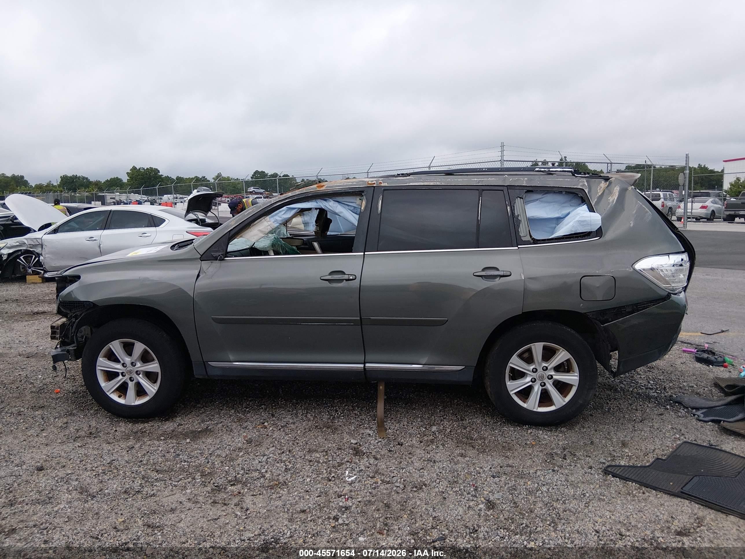 2012 Toyota Highlander Se V6 Green vin: 5TDBK3EHXCS105942