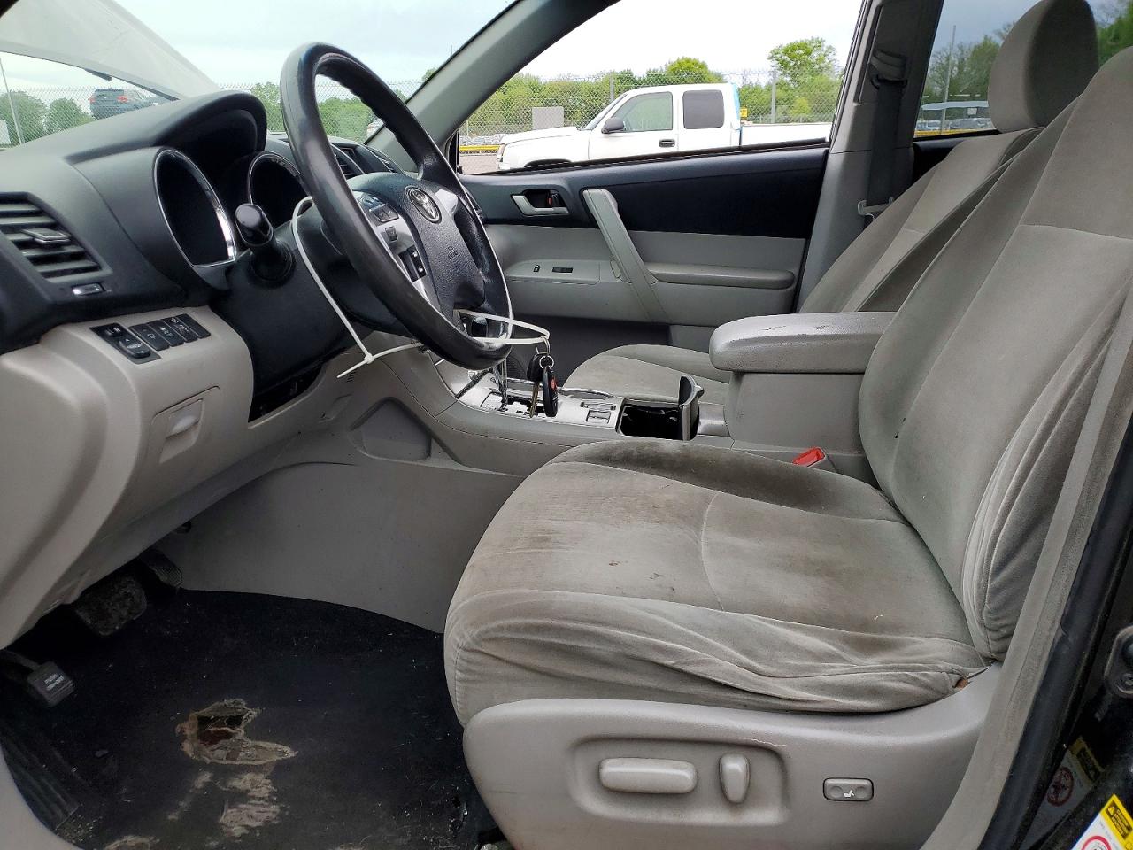2012 Toyota Highlander Base Black vin: 5TDBK3EHXCS113202