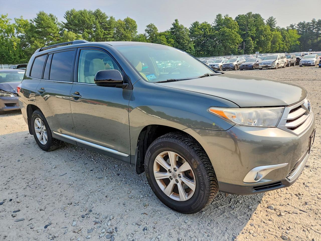 2012 Toyota Highlander Base Green vin: 5TDBK3EHXCS116200
