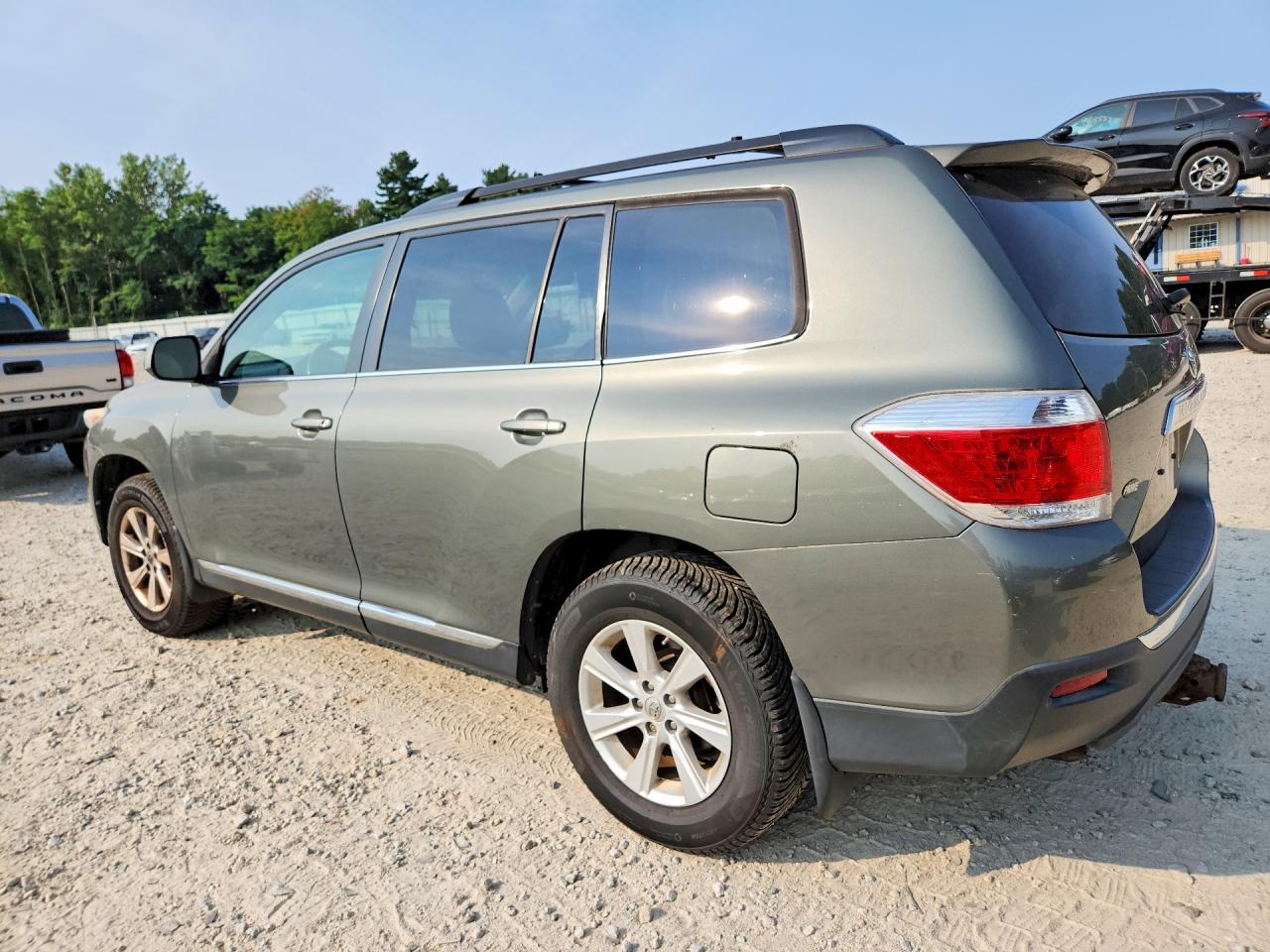2012 Toyota Highlander Base Green vin: 5TDBK3EHXCS116200
