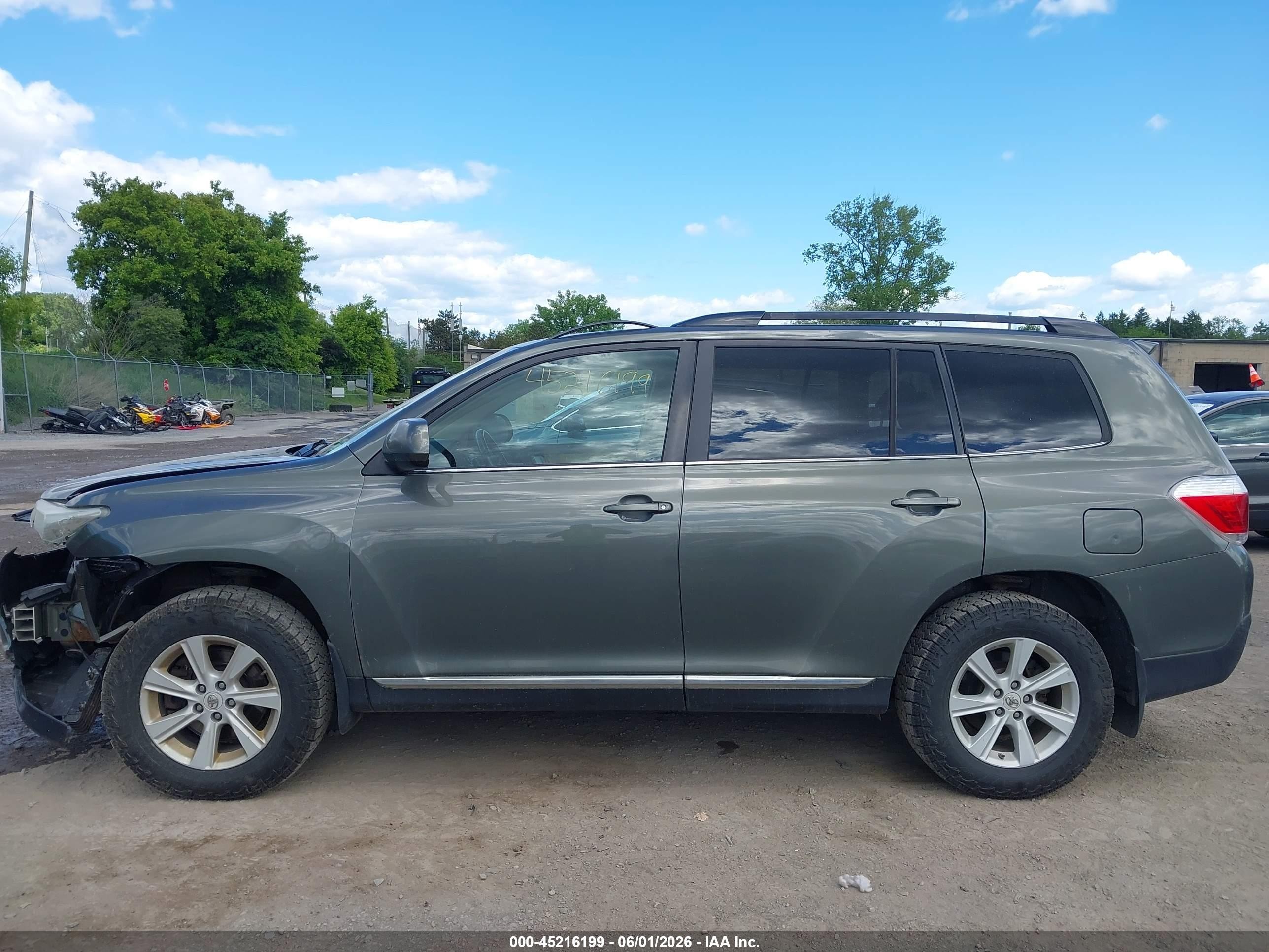2012 Toyota Highlander Se V6 Gray vin: 5TDBK3EHXCS148600