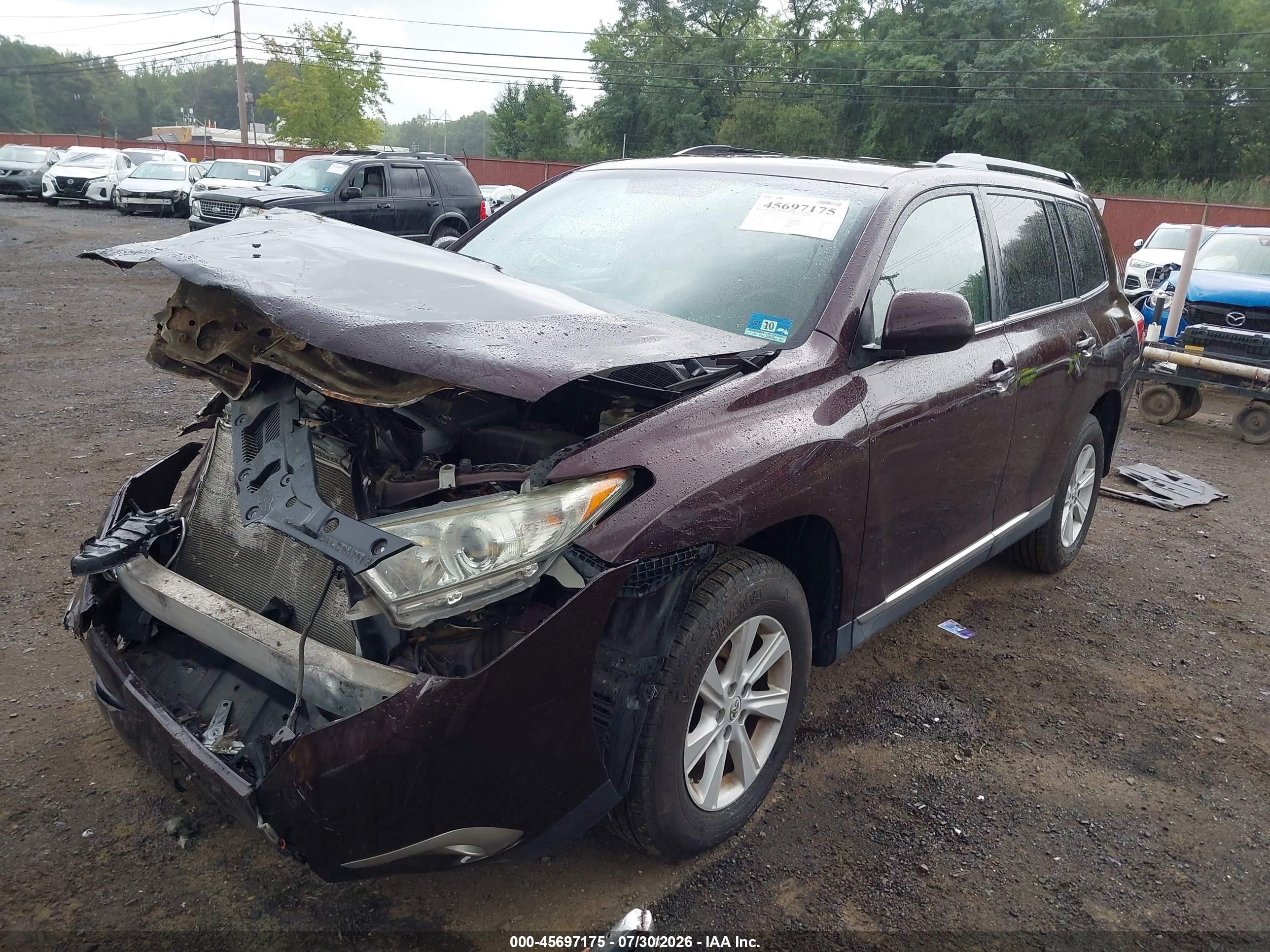 2013 Toyota Highlander Base Plus V6 Burgundy vin: 5TDBK3EHXDS184949