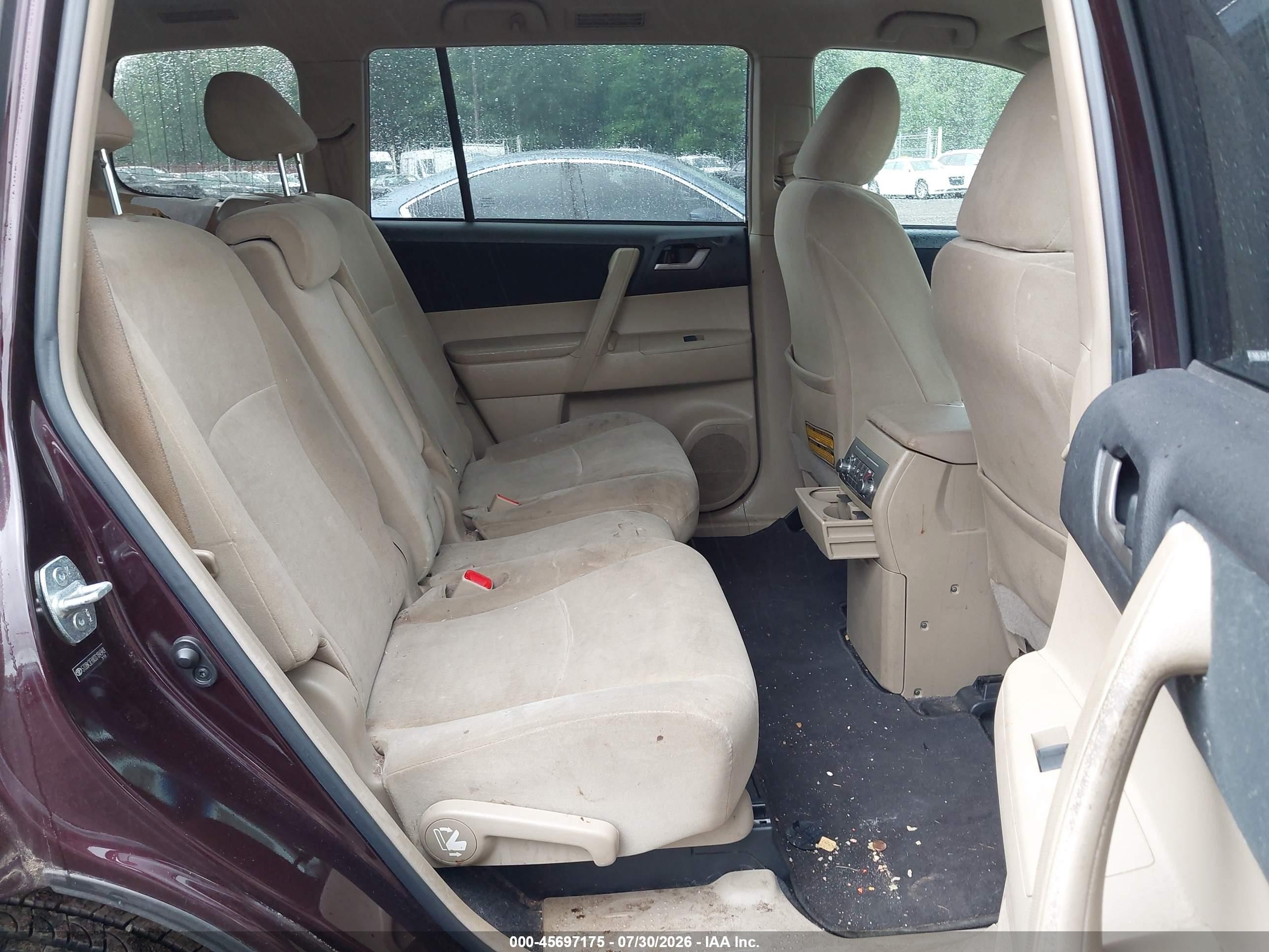 2013 Toyota Highlander Base Plus V6 Burgundy vin: 5TDBK3EHXDS184949