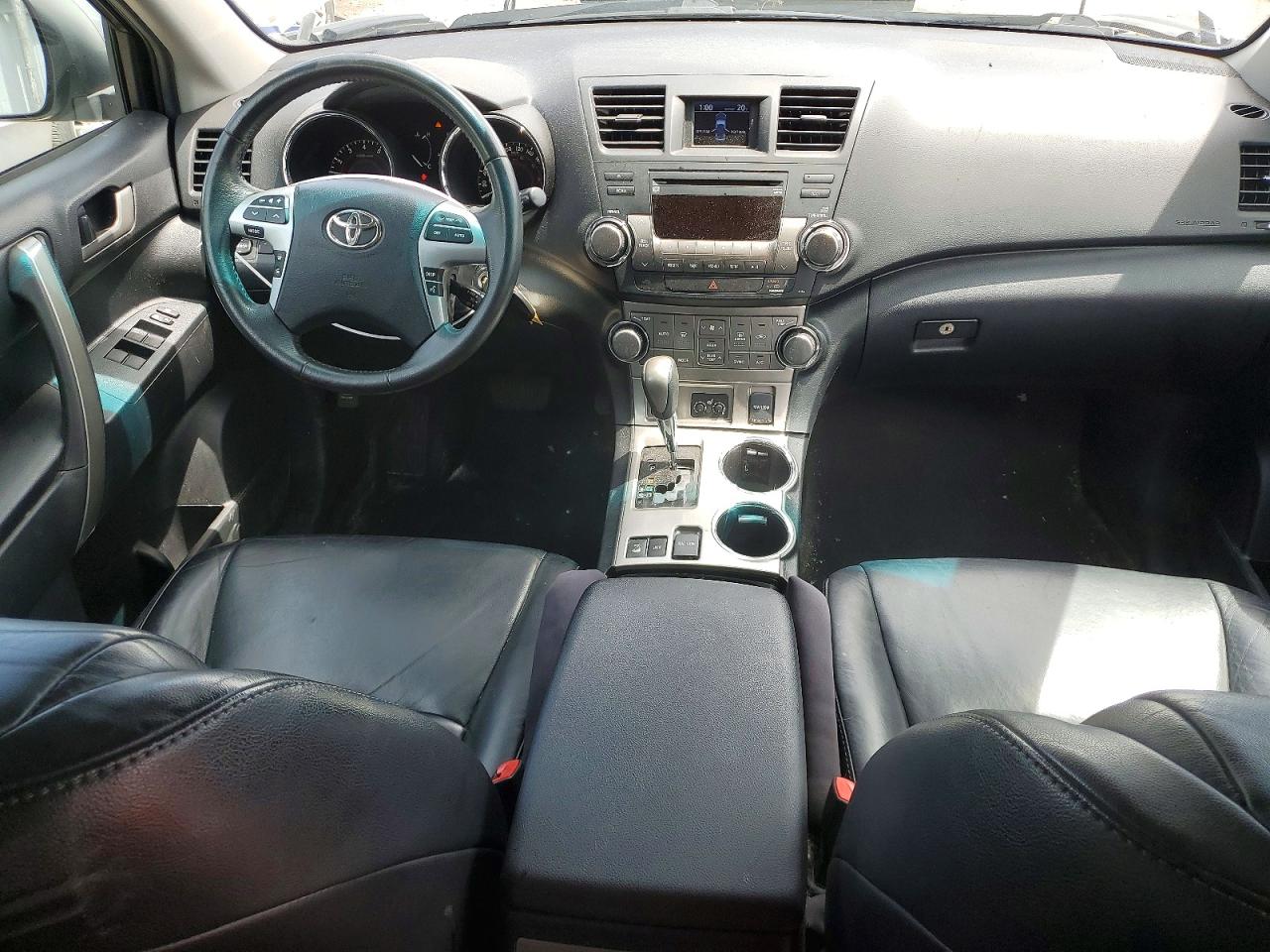 2013 Toyota Highlander White vin: 5TDBK3EHXDS186099