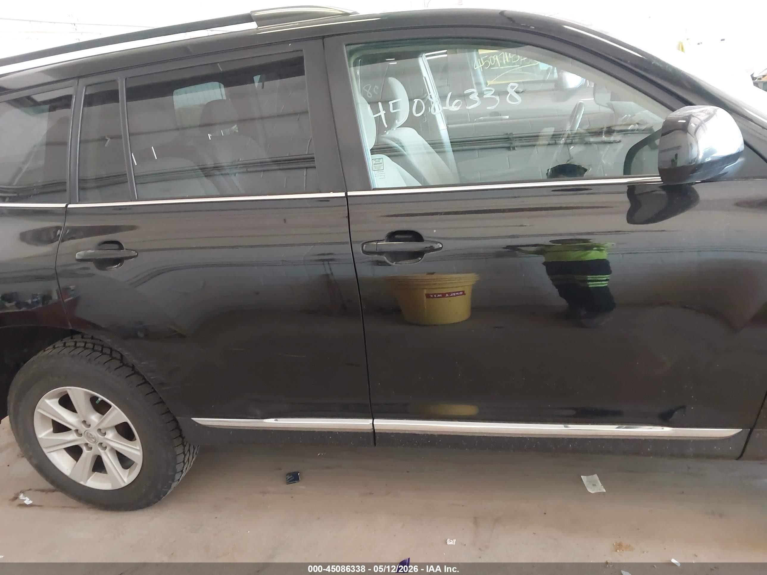 2013 Toyota Highlander Base Plus V6 Black vin: 5TDBK3EHXDS188810