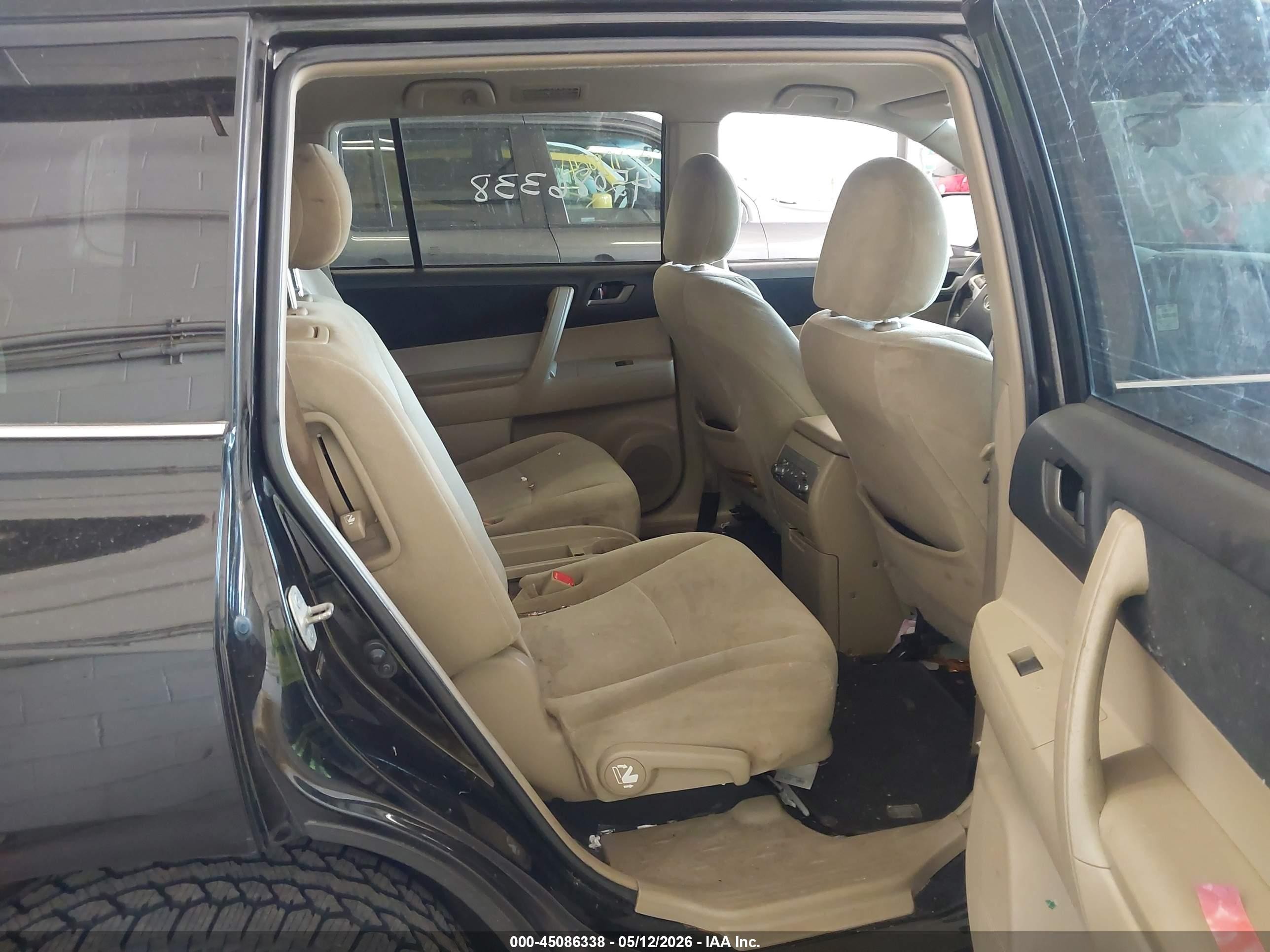 2013 Toyota Highlander Base Plus V6 Black vin: 5TDBK3EHXDS188810