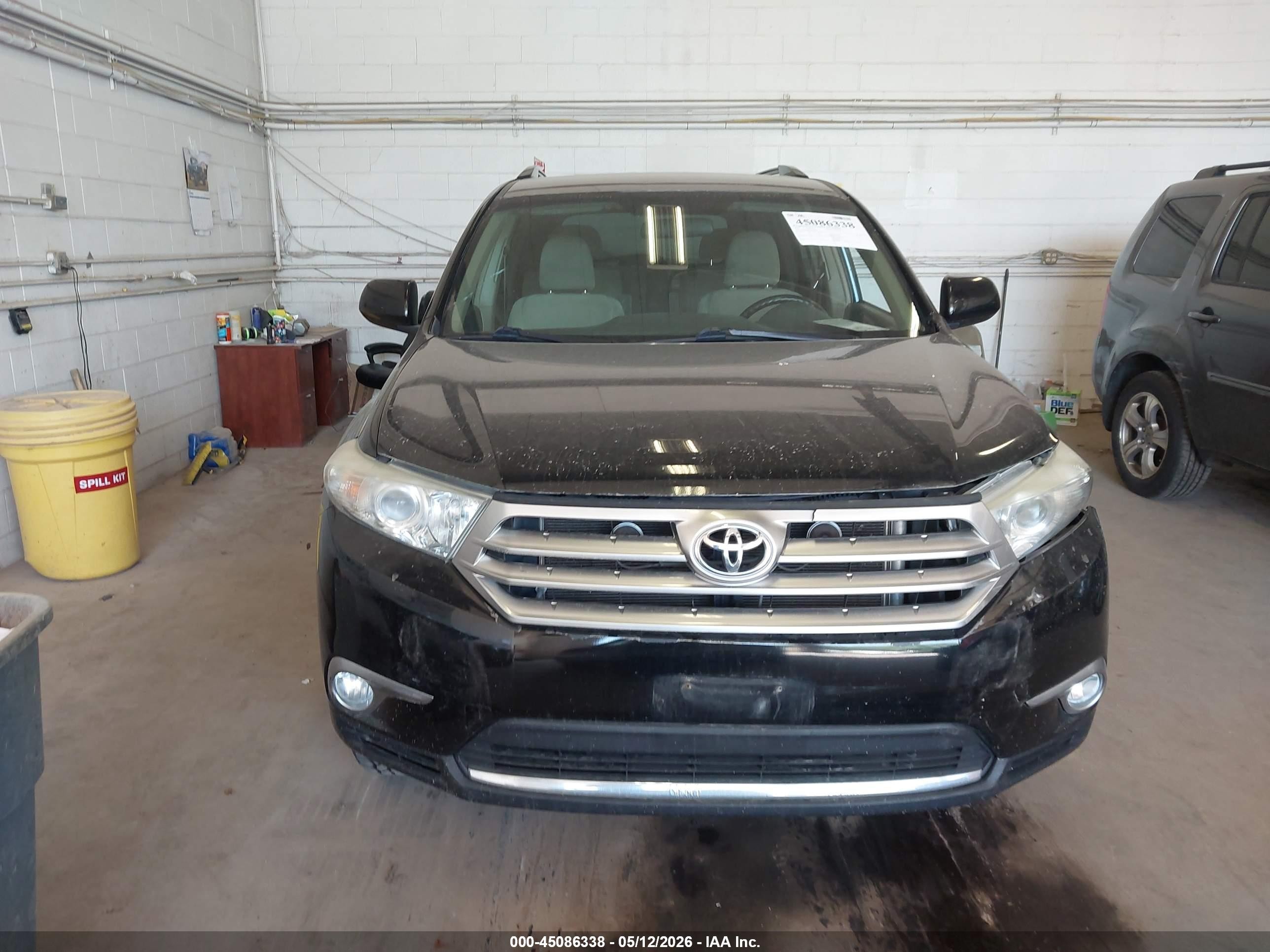 2013 Toyota Highlander Base Plus V6 Black vin: 5TDBK3EHXDS188810