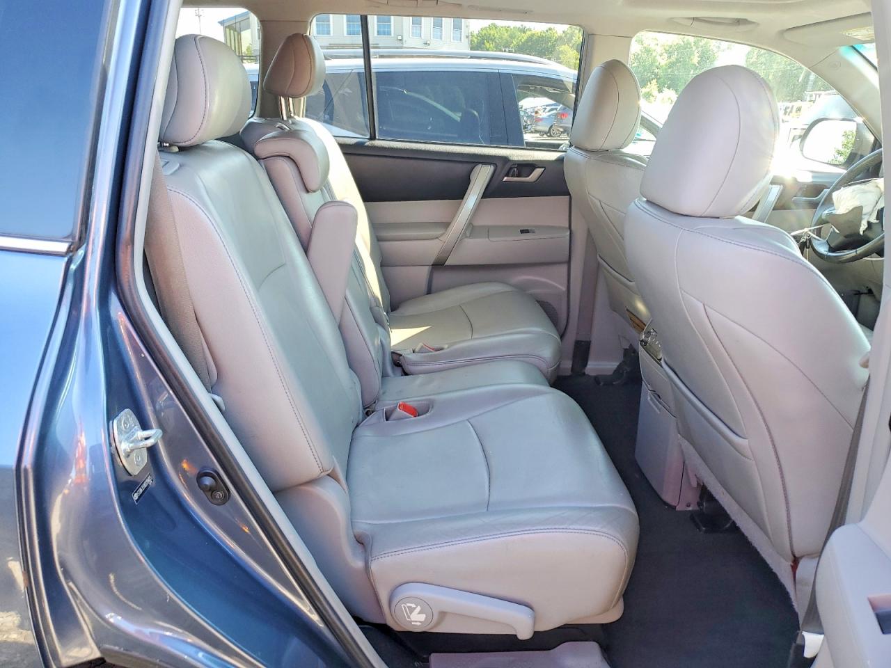 2013 Toyota Highlander Se Blue vin: 5TDBK3EHXDS194025