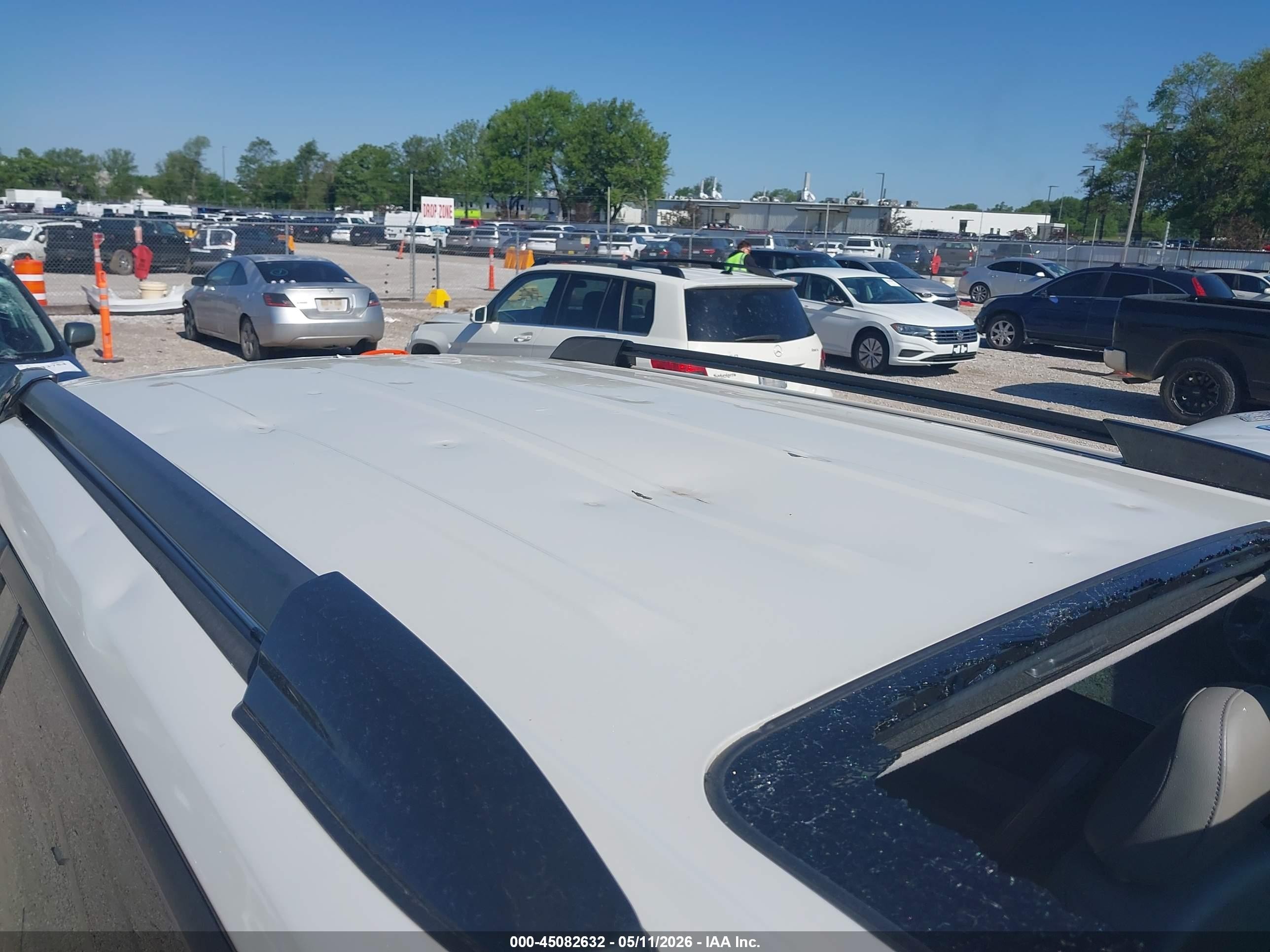 2013 Toyota Highlander Se V6 White vin: 5TDBK3EHXDS201183