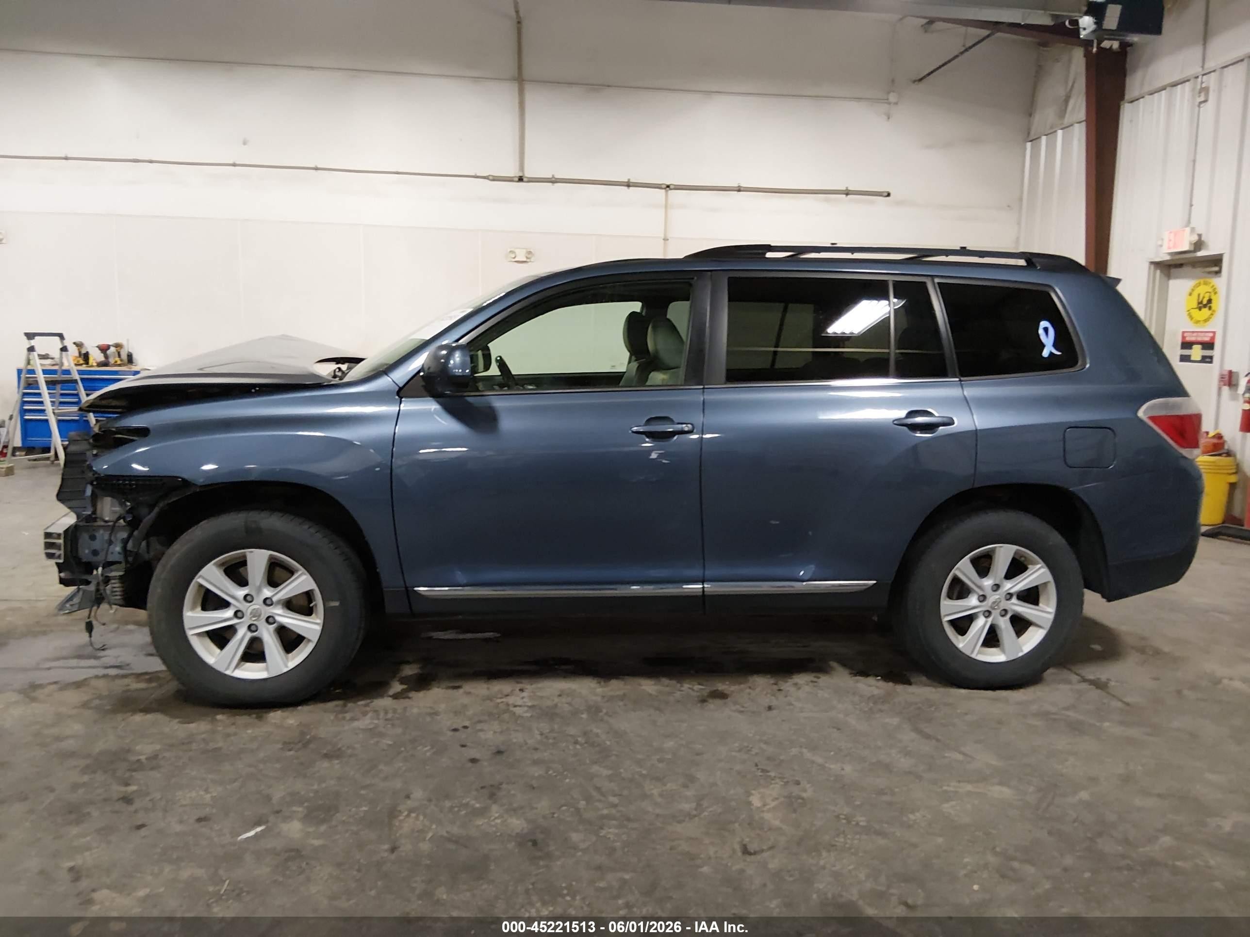 2013 Toyota Highlander Se V6 Blue vin: 5TDBK3EHXDS202771