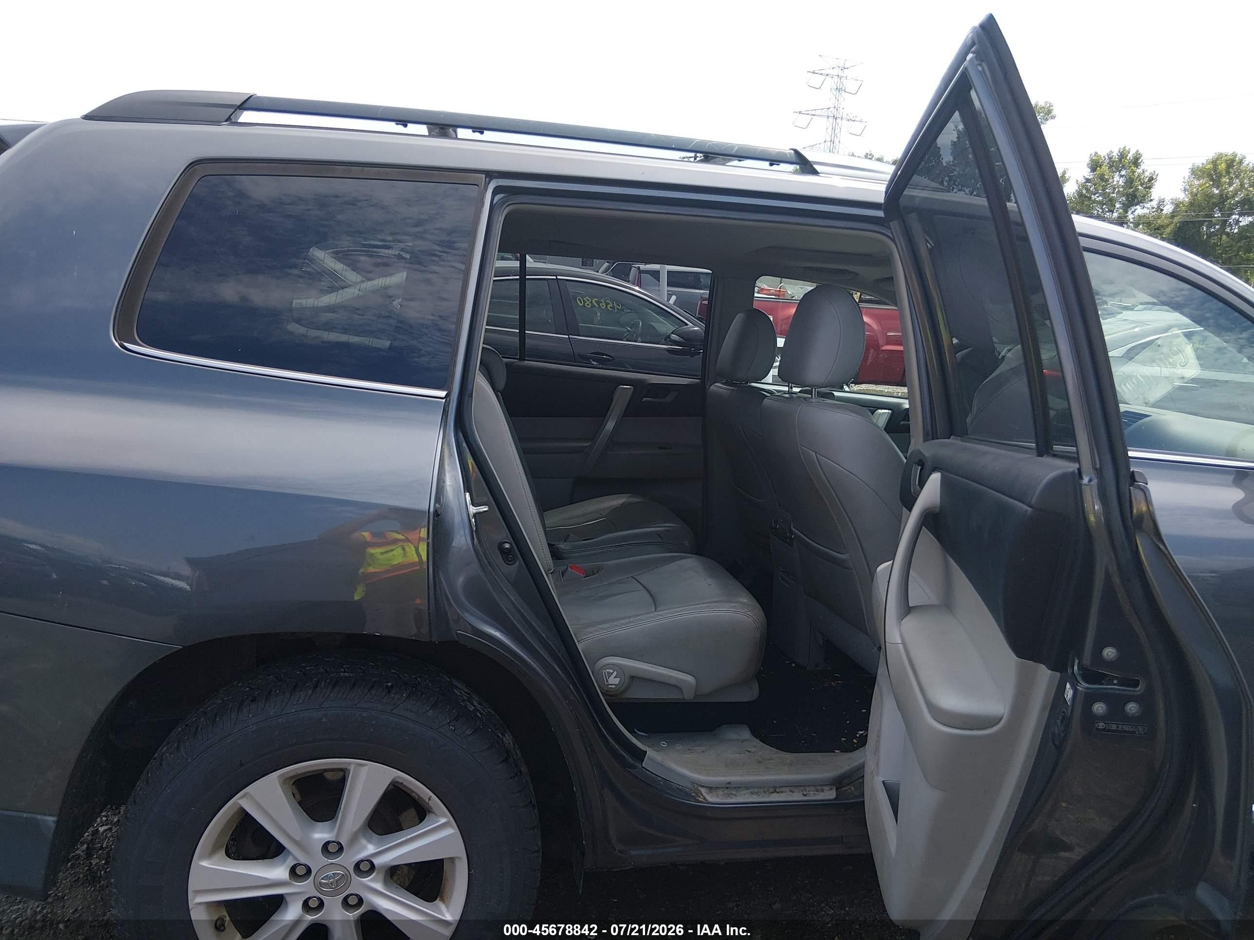 2013 Toyota Highlander Se V6 Gray vin: 5TDBK3EHXDS207873