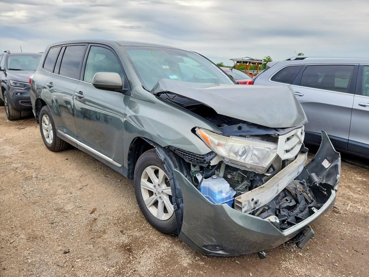2013 Toyota Highlander Base Green vin: 5TDBK3EHXDS216668