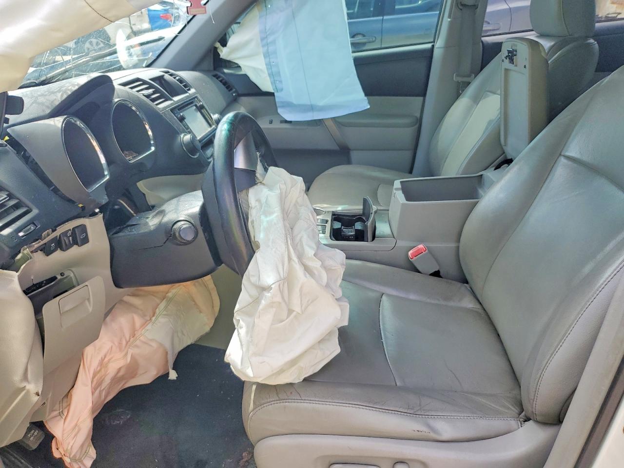 2013 Toyota Highlander Se White vin: 5TDBK3EHXDS219361